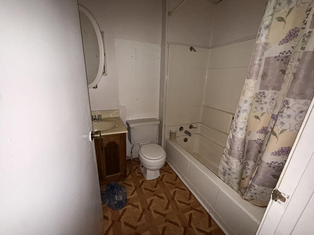 1199 E 221 Highway Property Photo 5