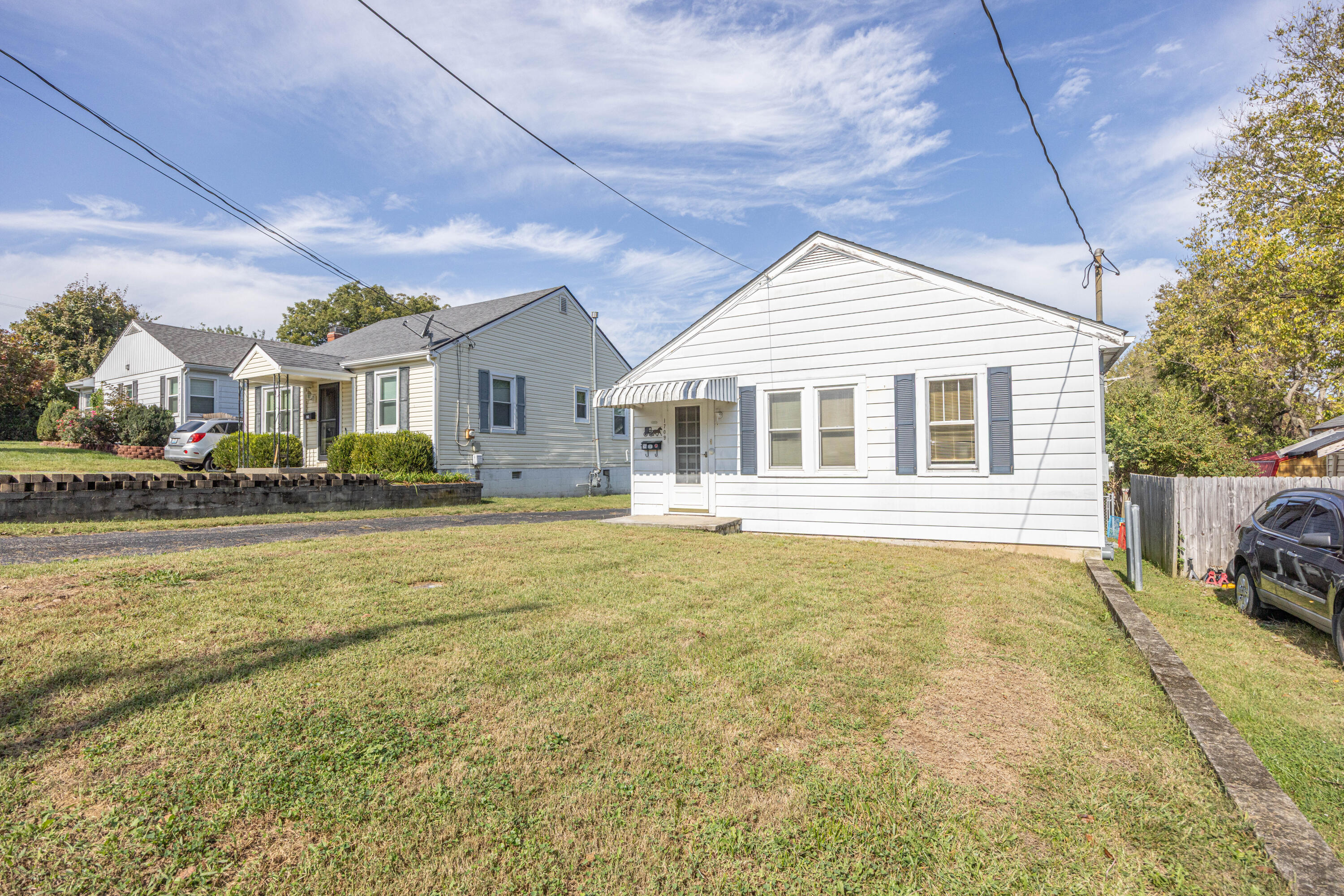 1709 Hinton Street Property Photo 3