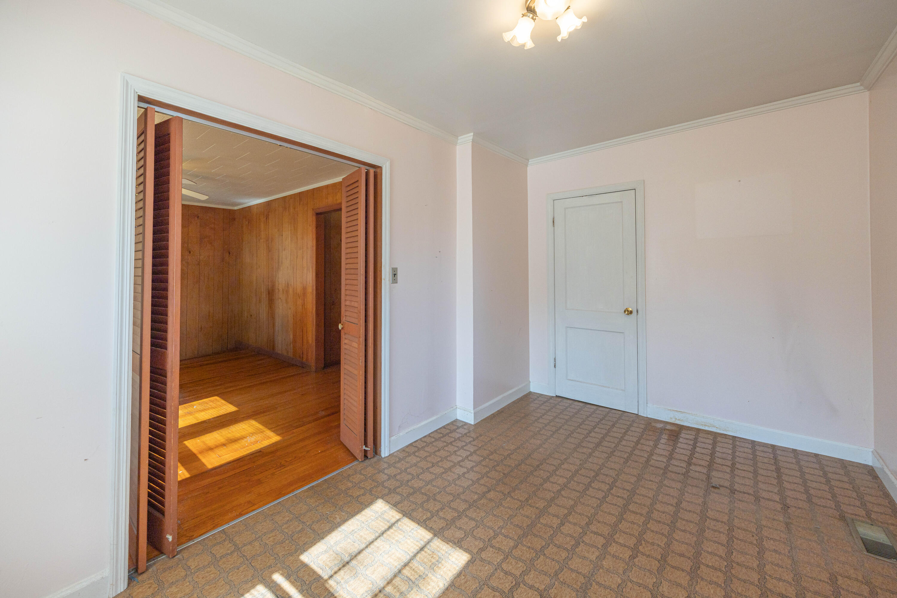 1709 Hinton Street Property Photo 7