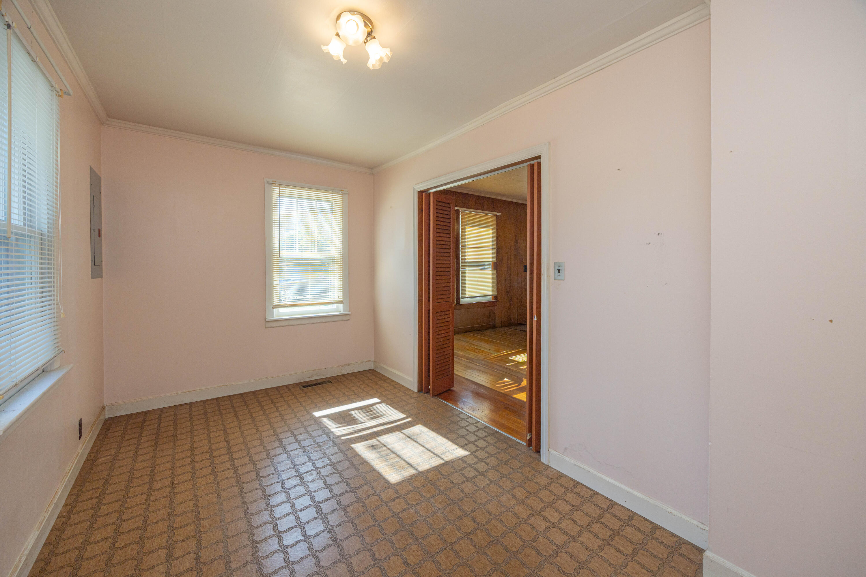 1709 Hinton Street Property Photo 8