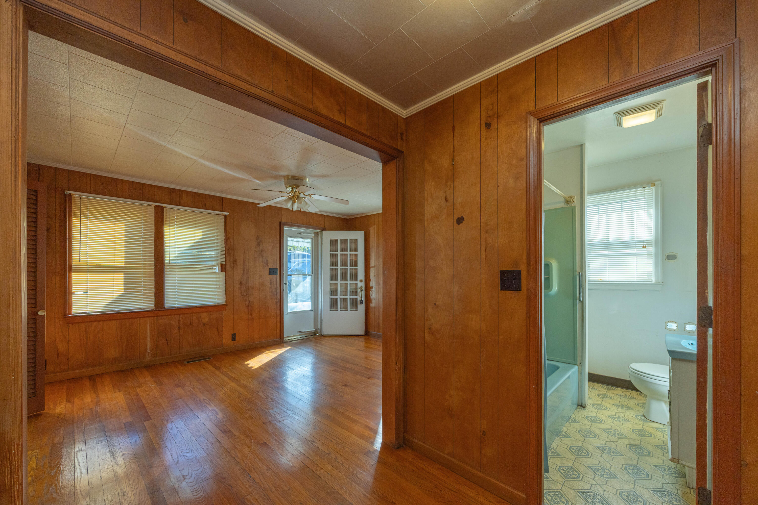 1709 Hinton Street Property Photo 11
