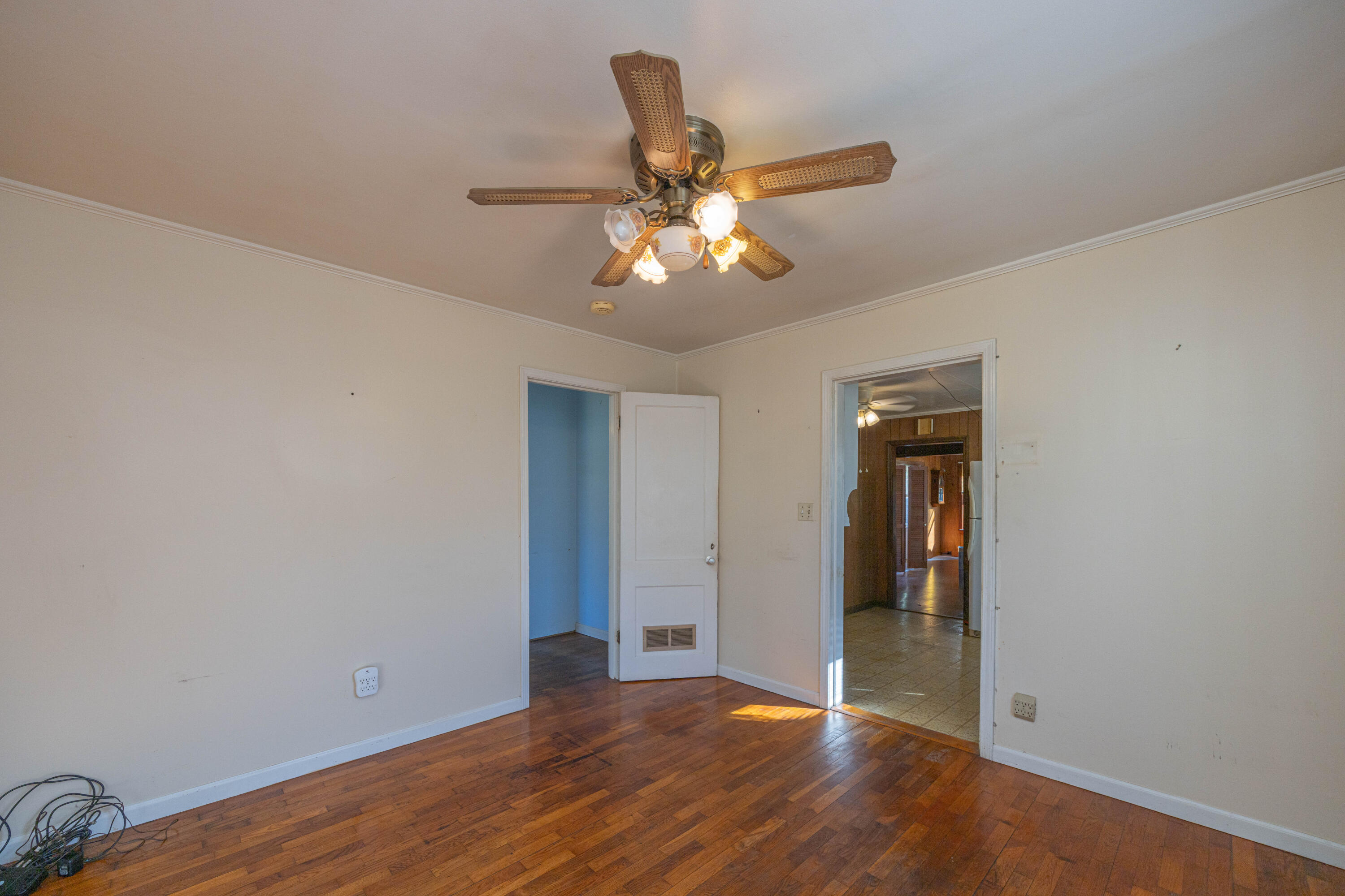 1709 Hinton Street Property Photo 16