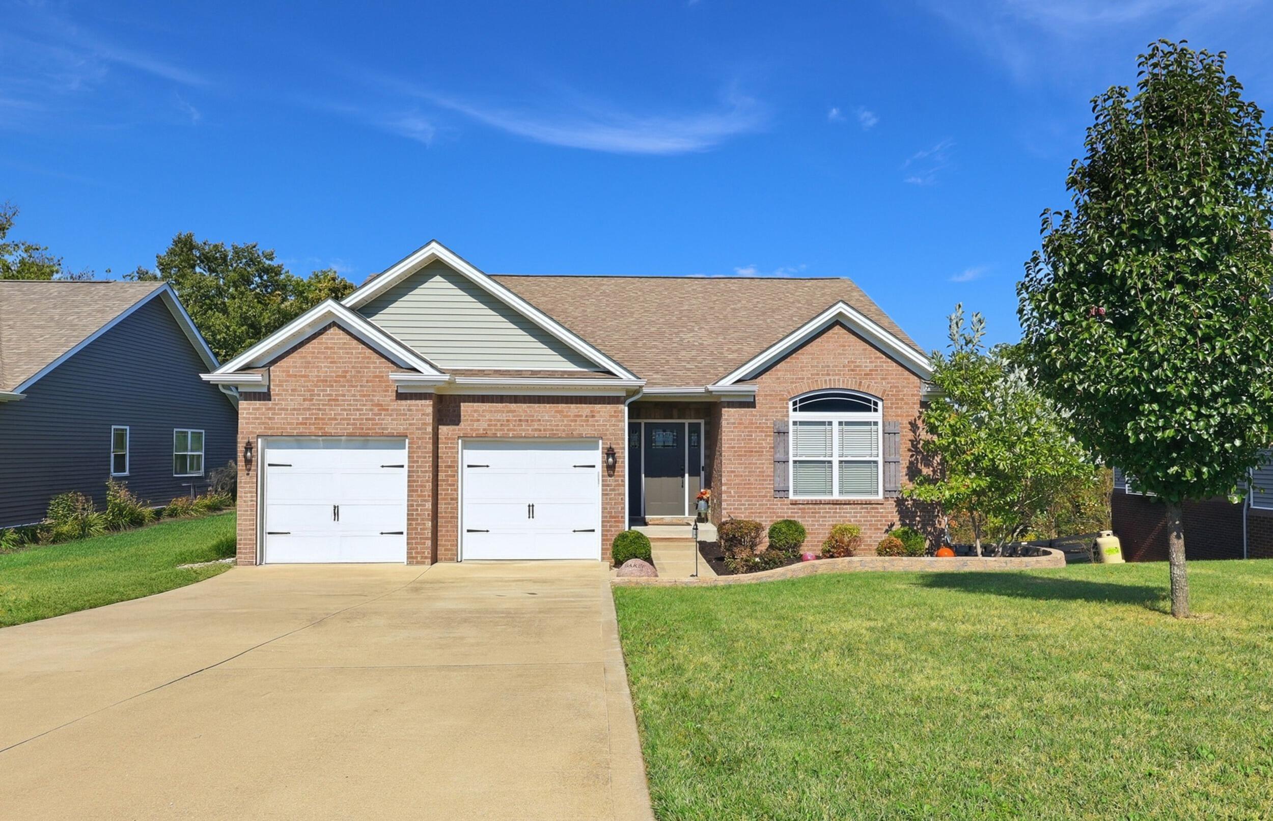 199 Westwoods Drive Property Photo 1