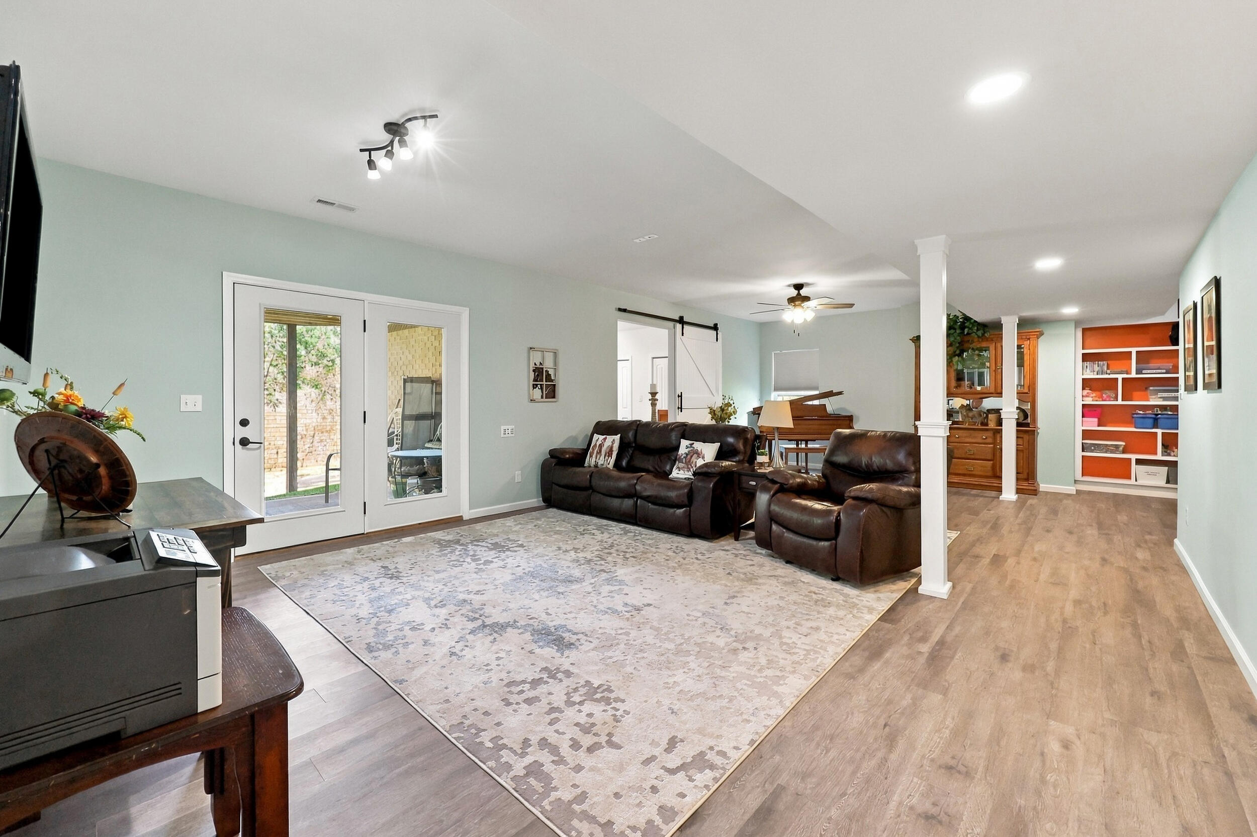 199 Westwoods Drive Property Photo 32