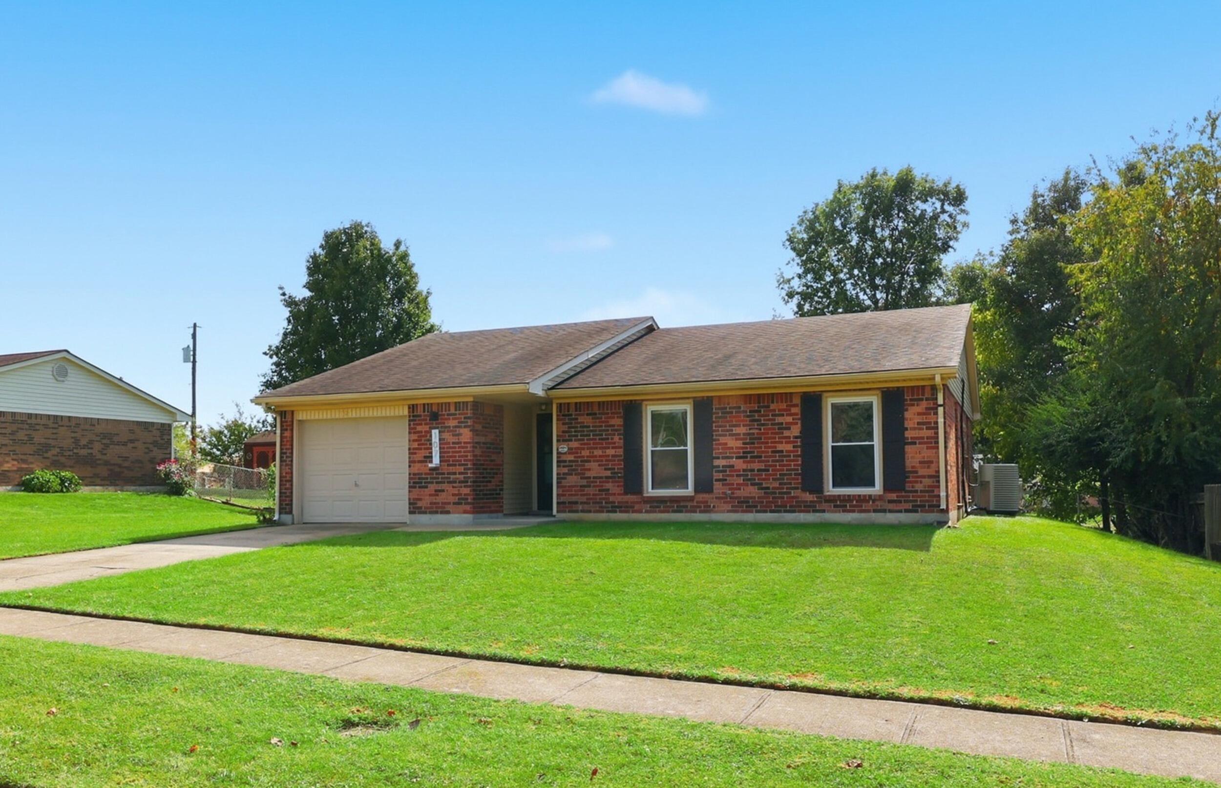 107 Hutchins Drive Property Photo 3