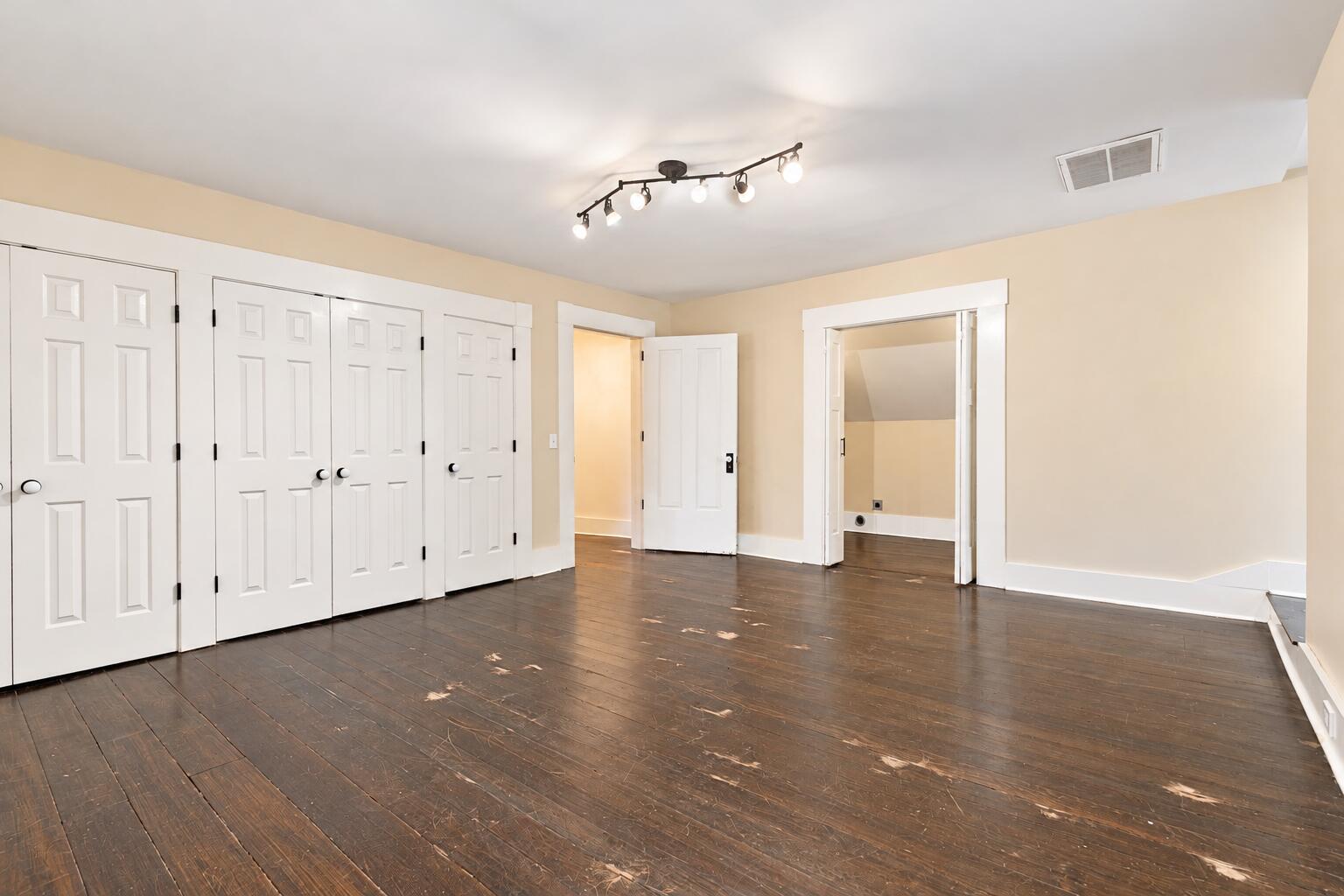 765 Beaumont Avenue Property Photo 43