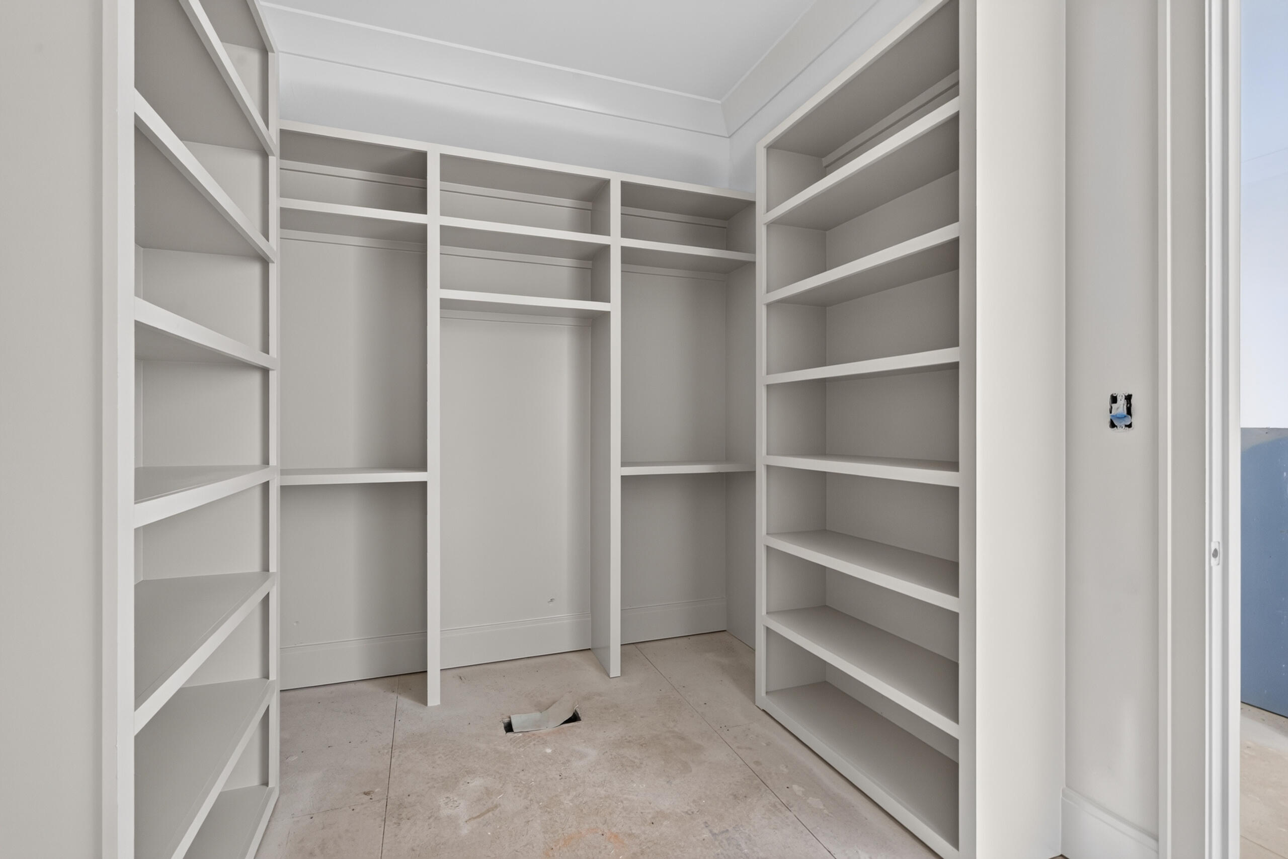 100 Ava Court Property Photo 24