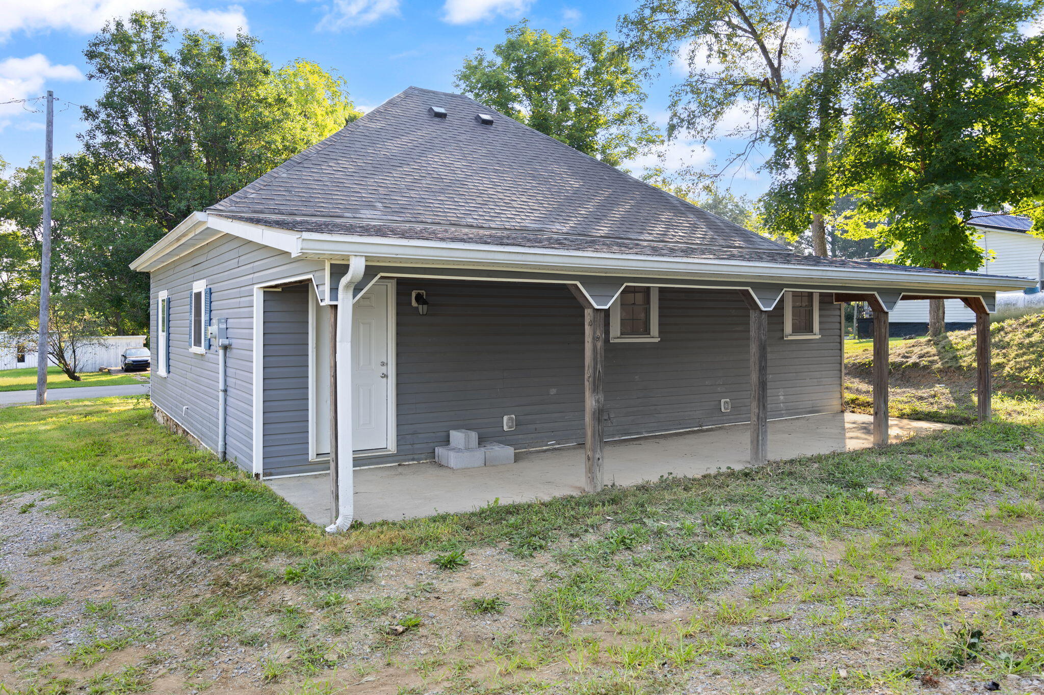 9922 Cornishville Road Property Photo 2
