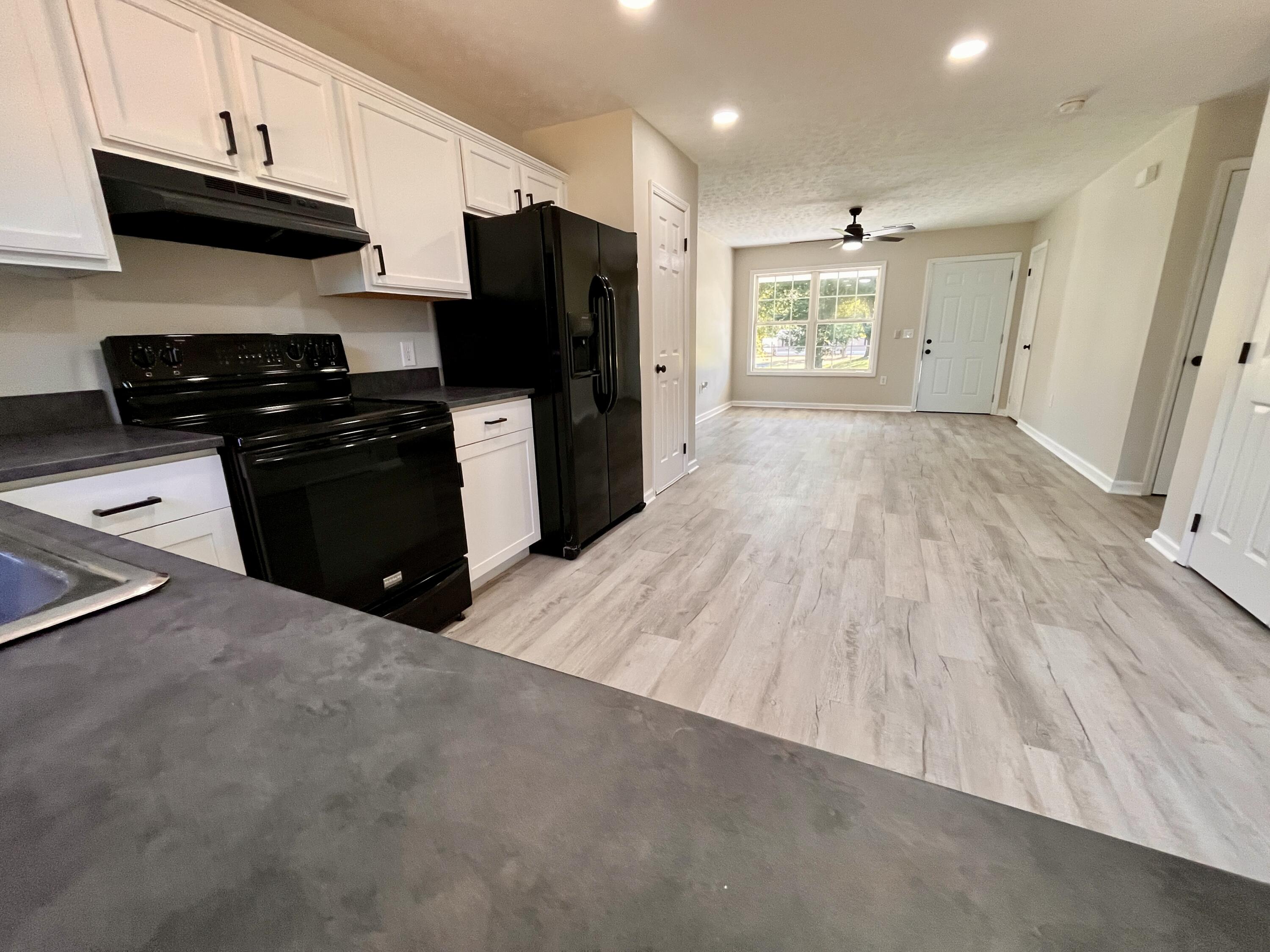 220 Moore Hill Avenue Property Photo 12