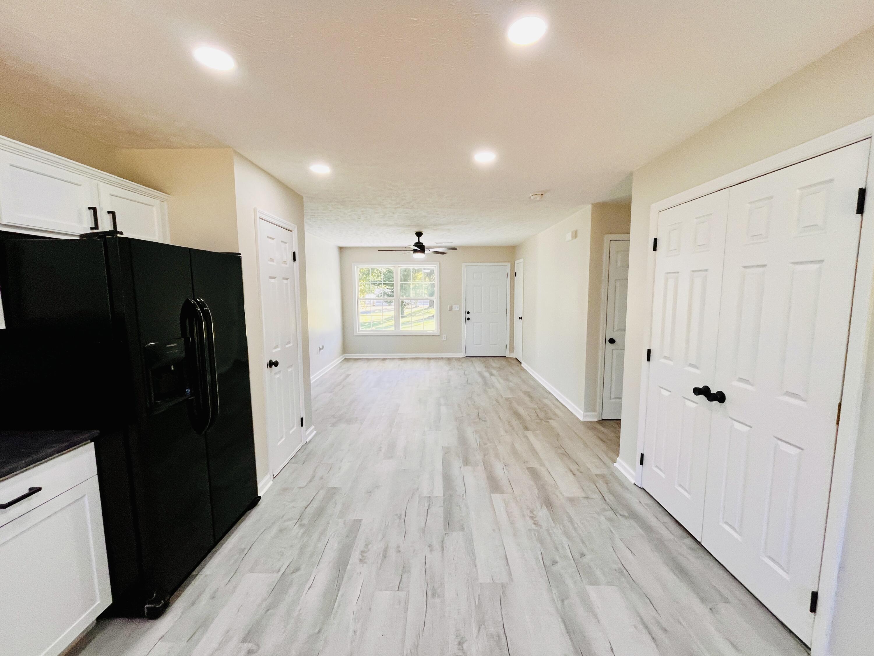 220 Moore Hill Avenue Property Photo 14
