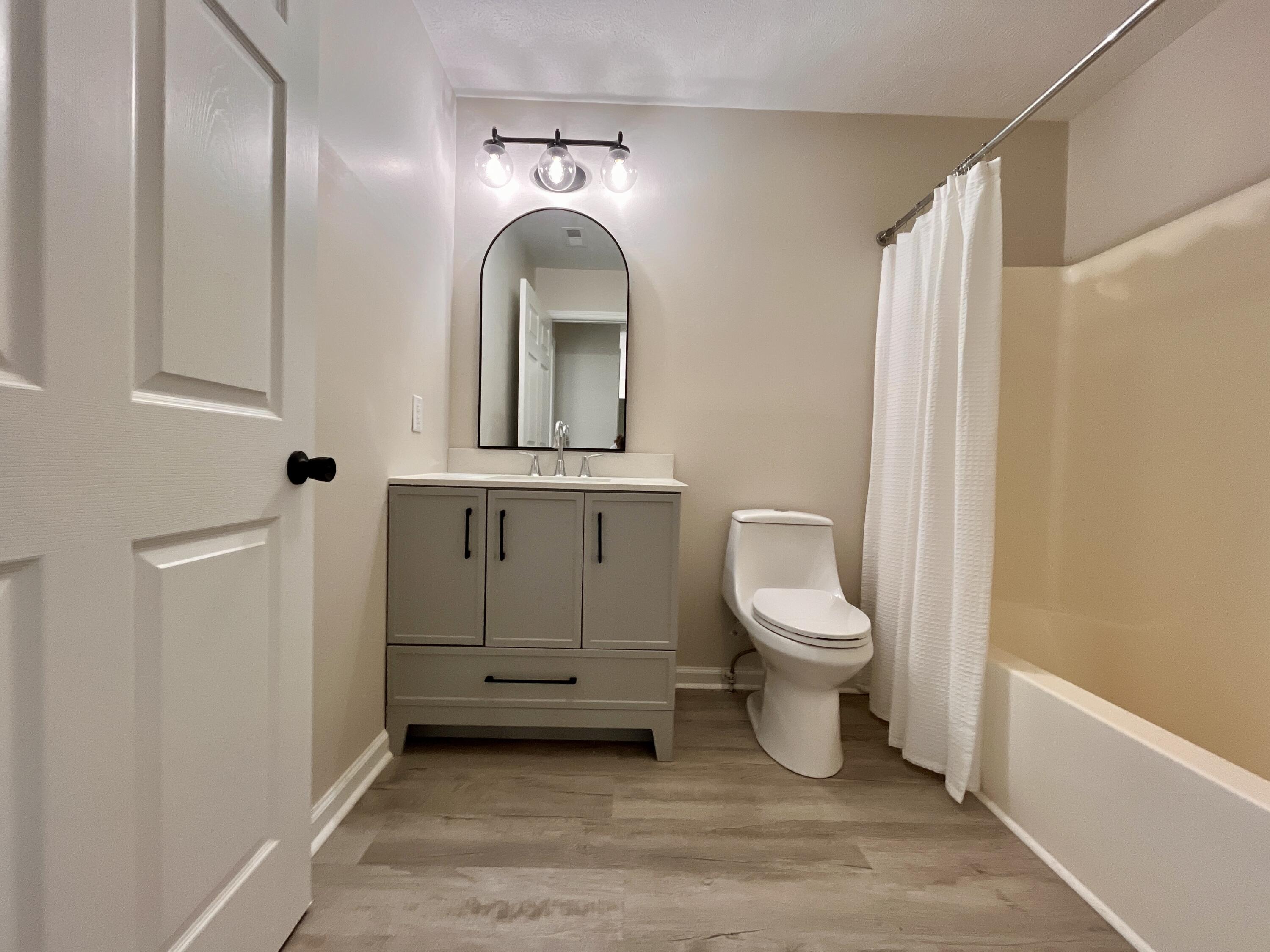 220 Moore Hill Avenue Property Photo 18