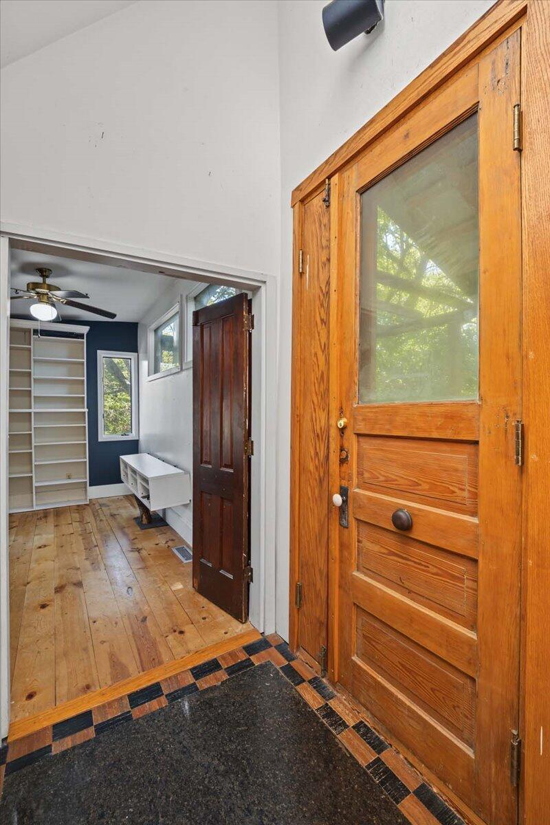 2436 Bridgeport Benson Road Property Photo 9