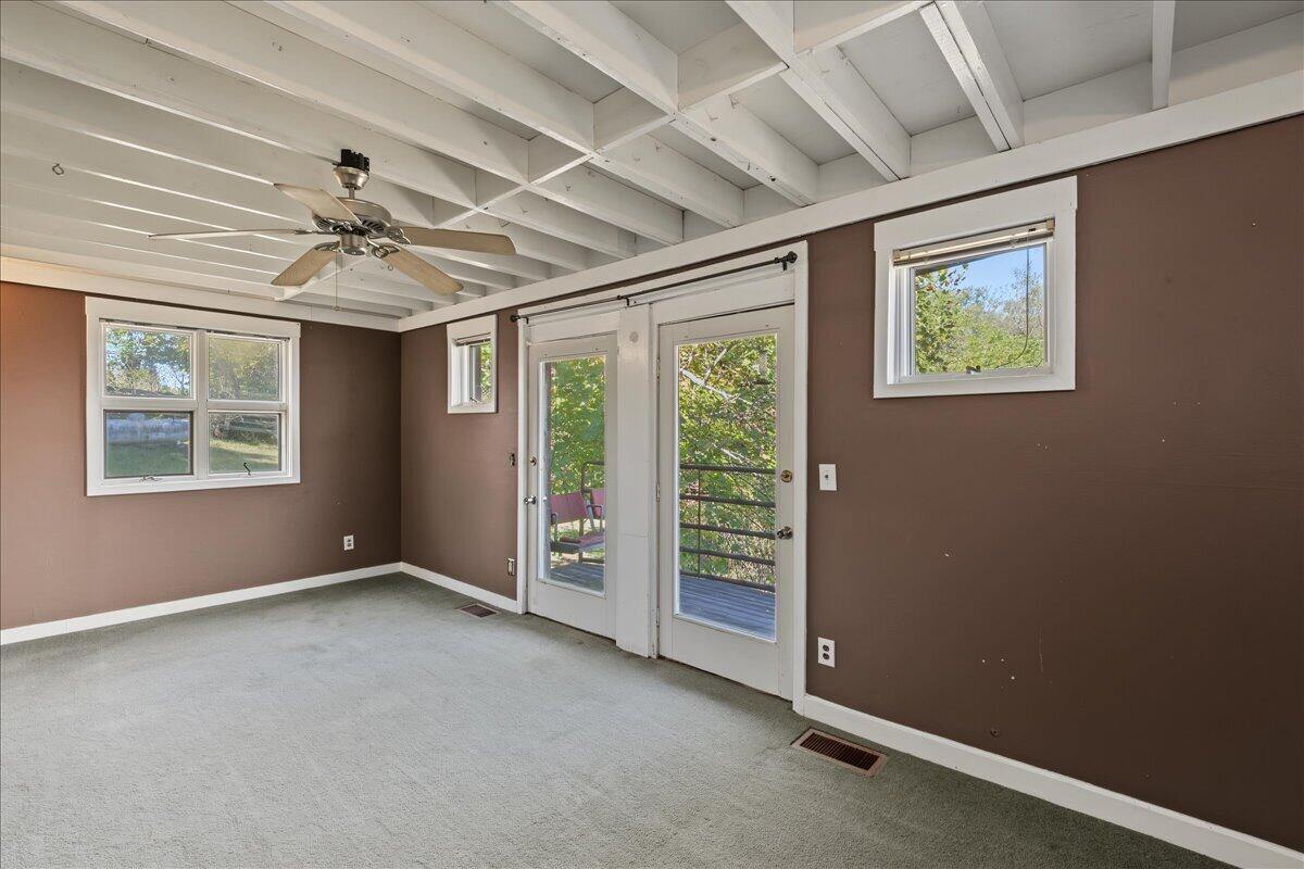 2436 Bridgeport Benson Road Property Photo 24