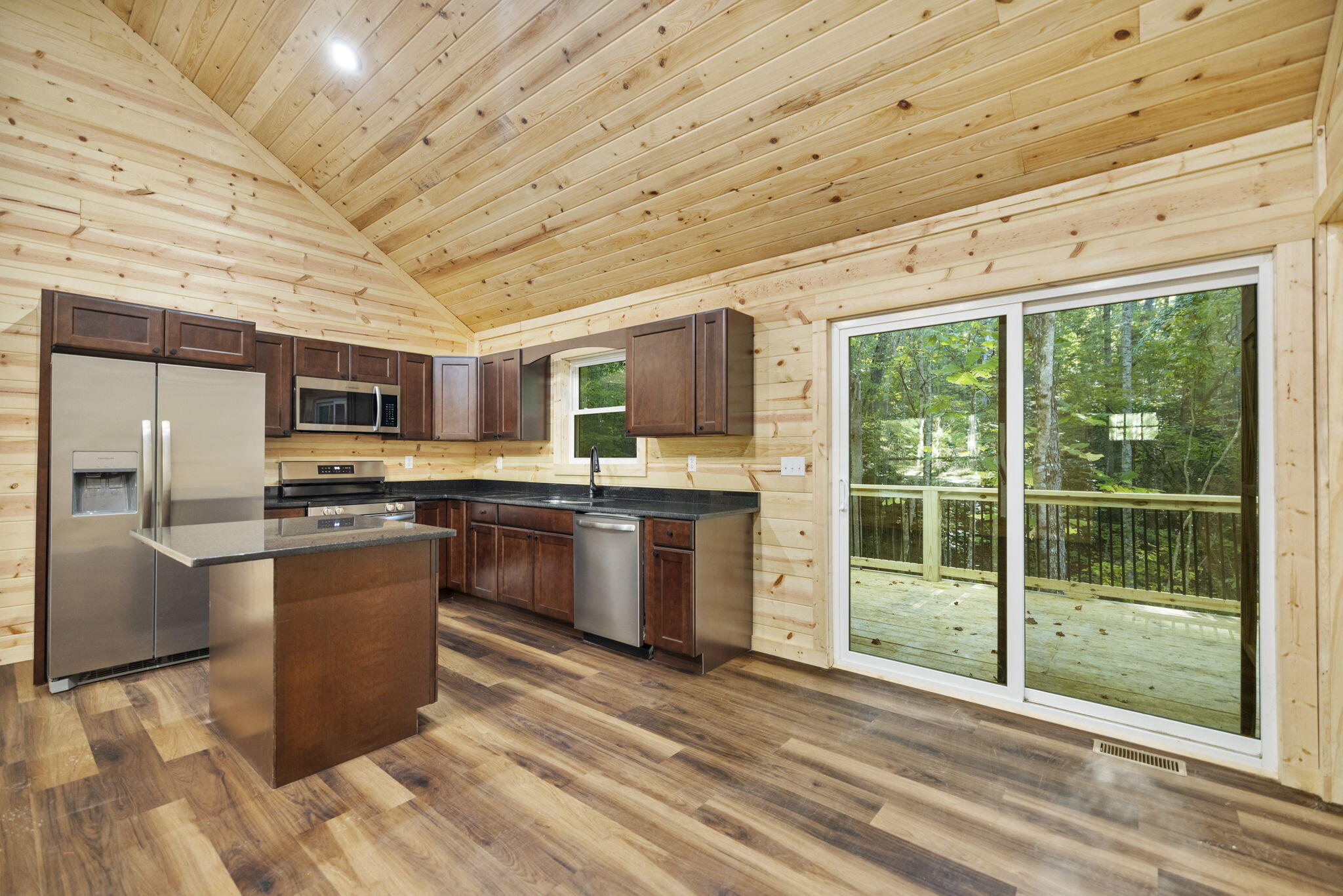 120 Eureka Road Property Photo 25