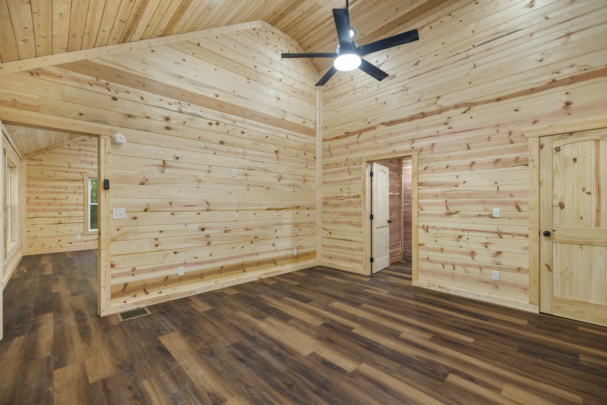 120 Eureka Road Property Photo 32