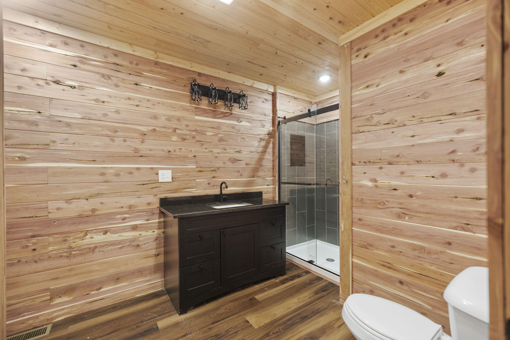 120 Eureka Road Property Photo 34