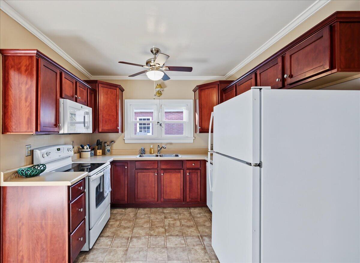 5 Graham Avenue Property Photo 20