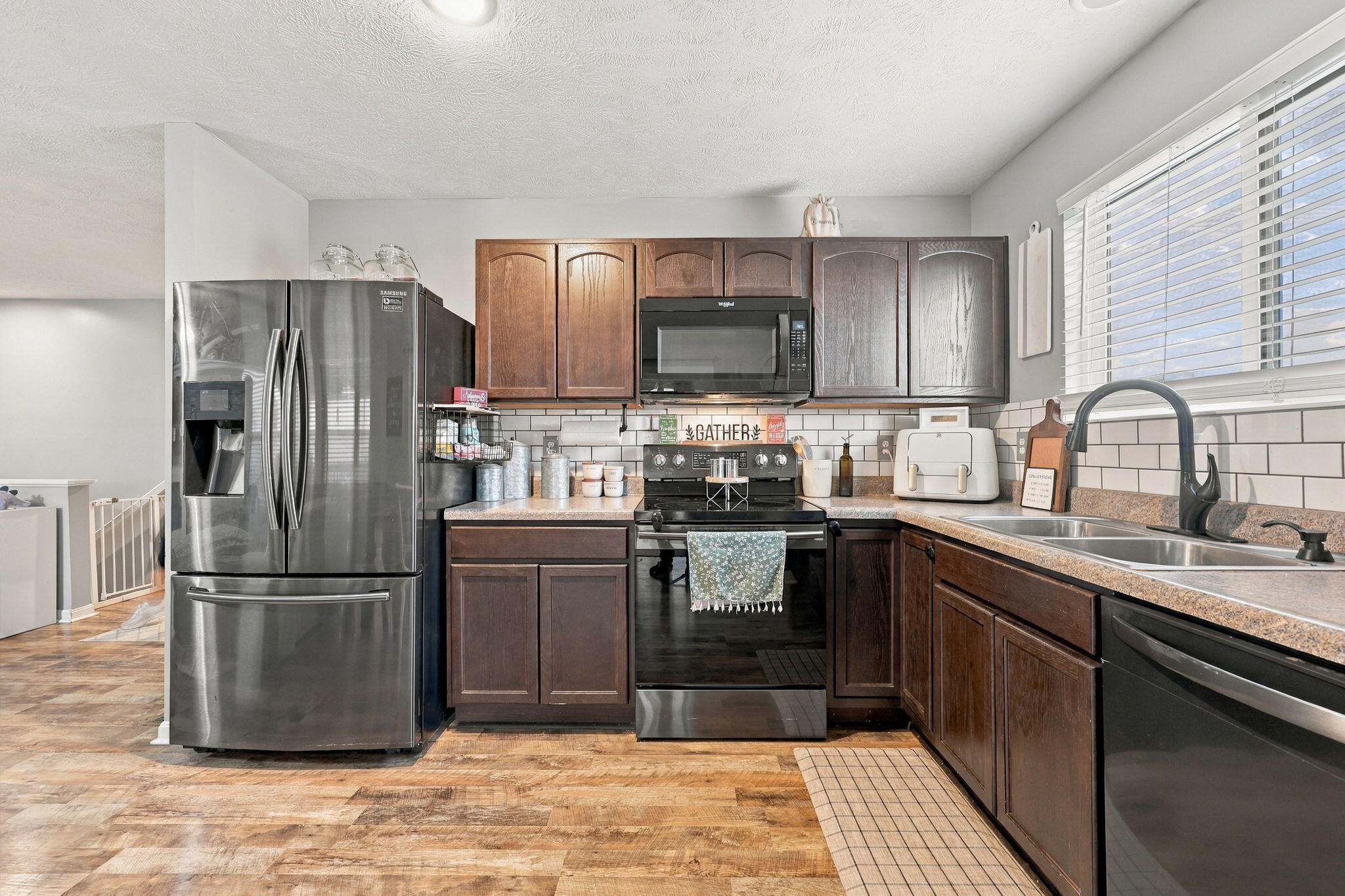 104 Red Rock Court Property Photo 13