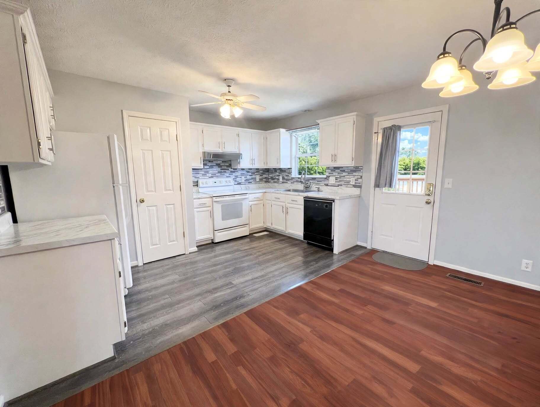 11327 Ebenezer Road Property Photo 6