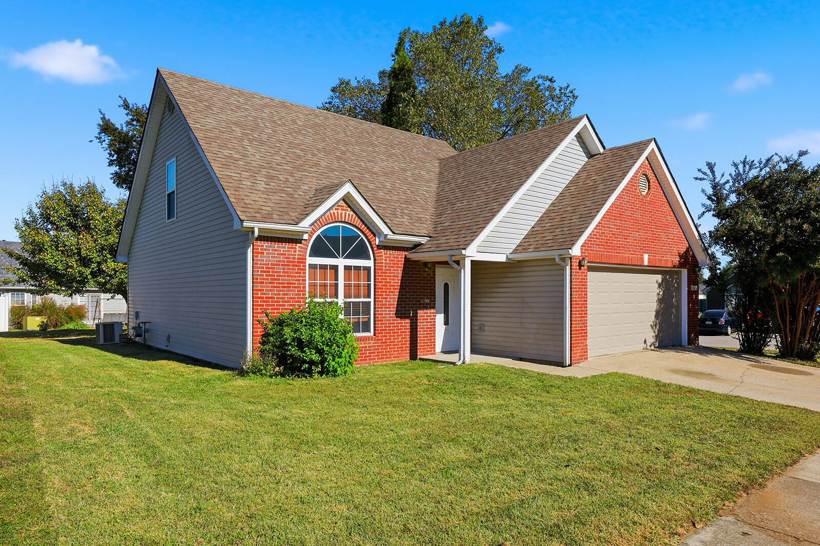 1341 Equestrian Way Property Photo 33