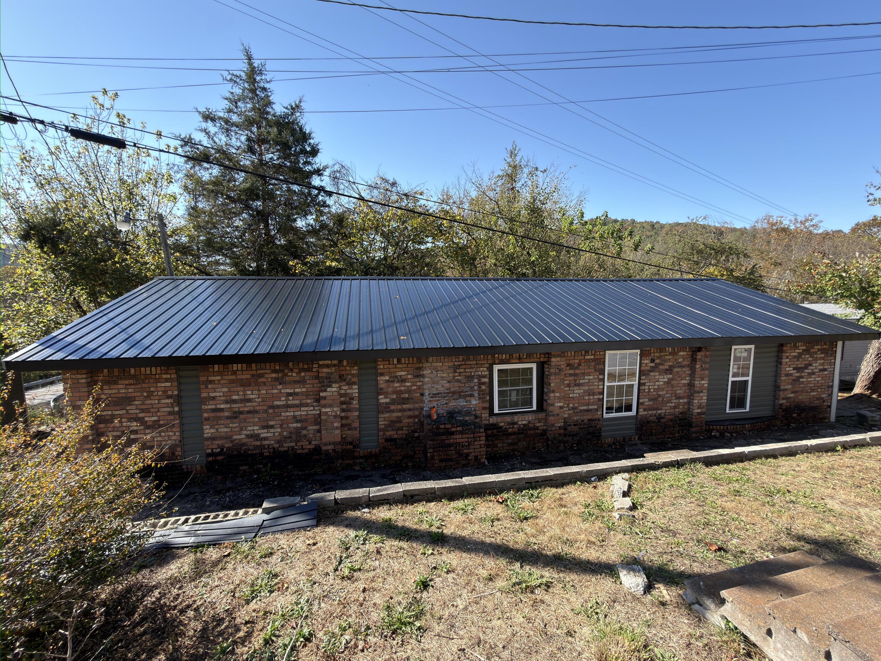 6960 Ky-776 Property Photo 1