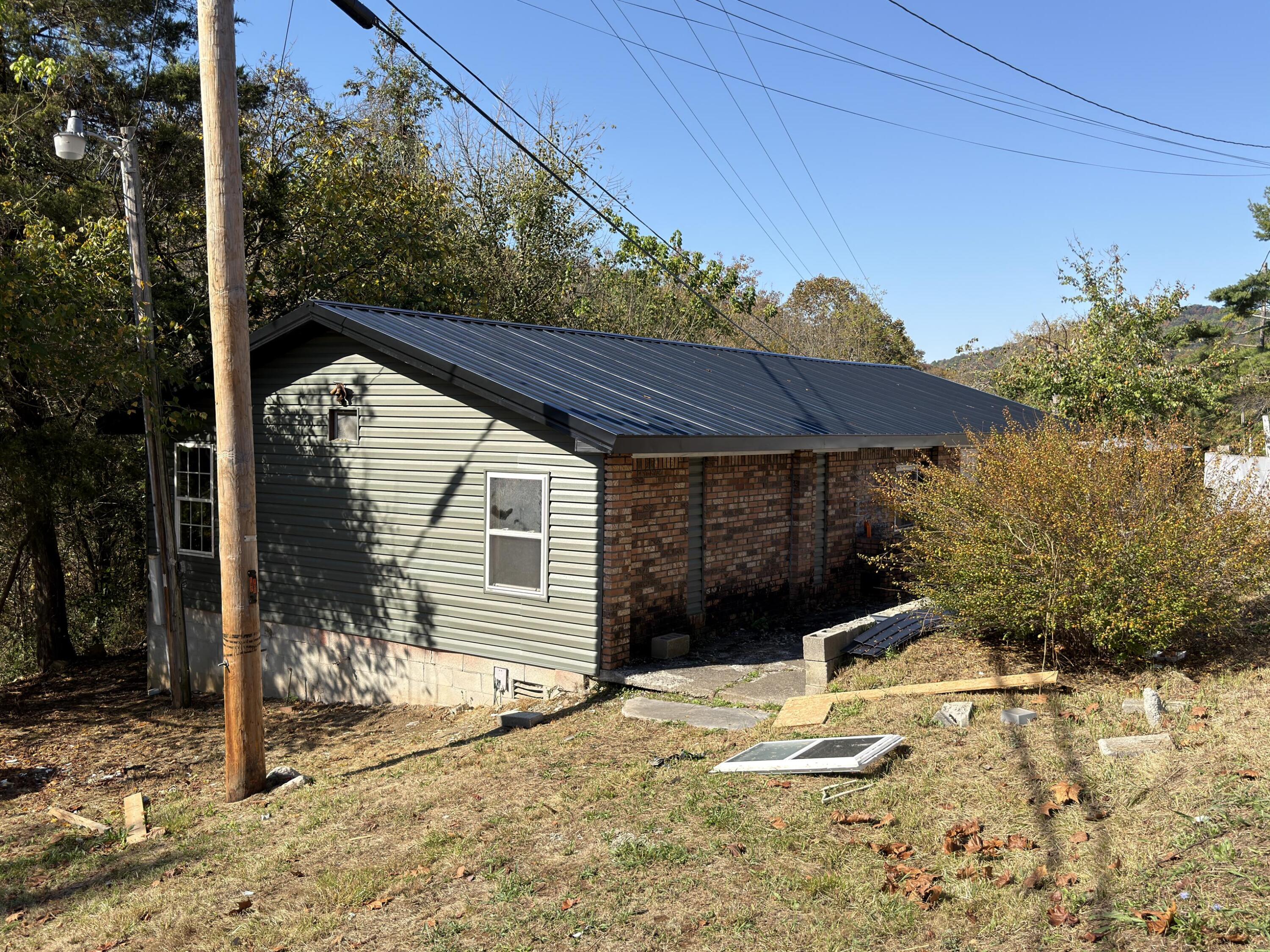 6960 Ky-776 Property Photo 11