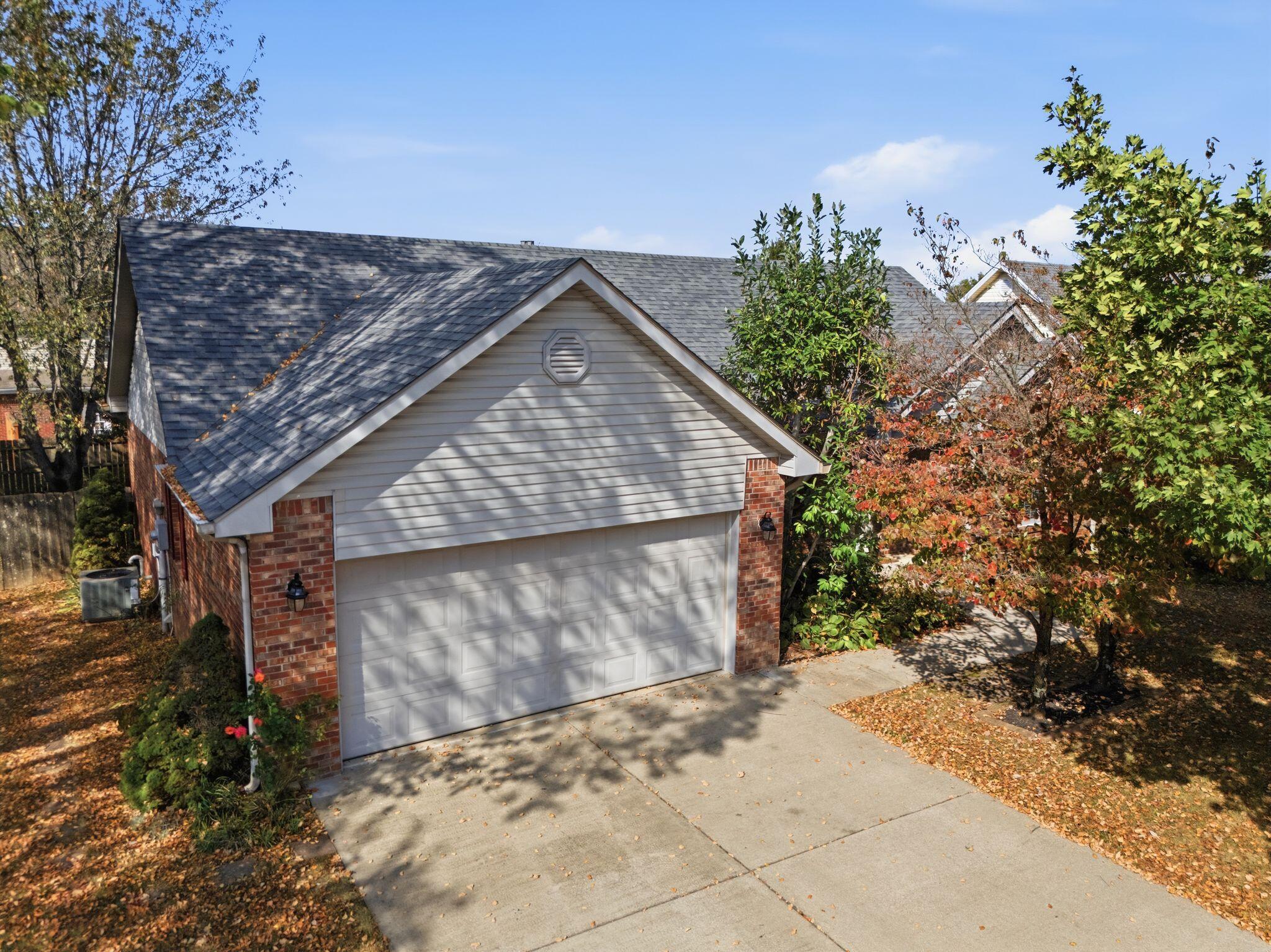 131 Sturbridge Drive Property Photo 3