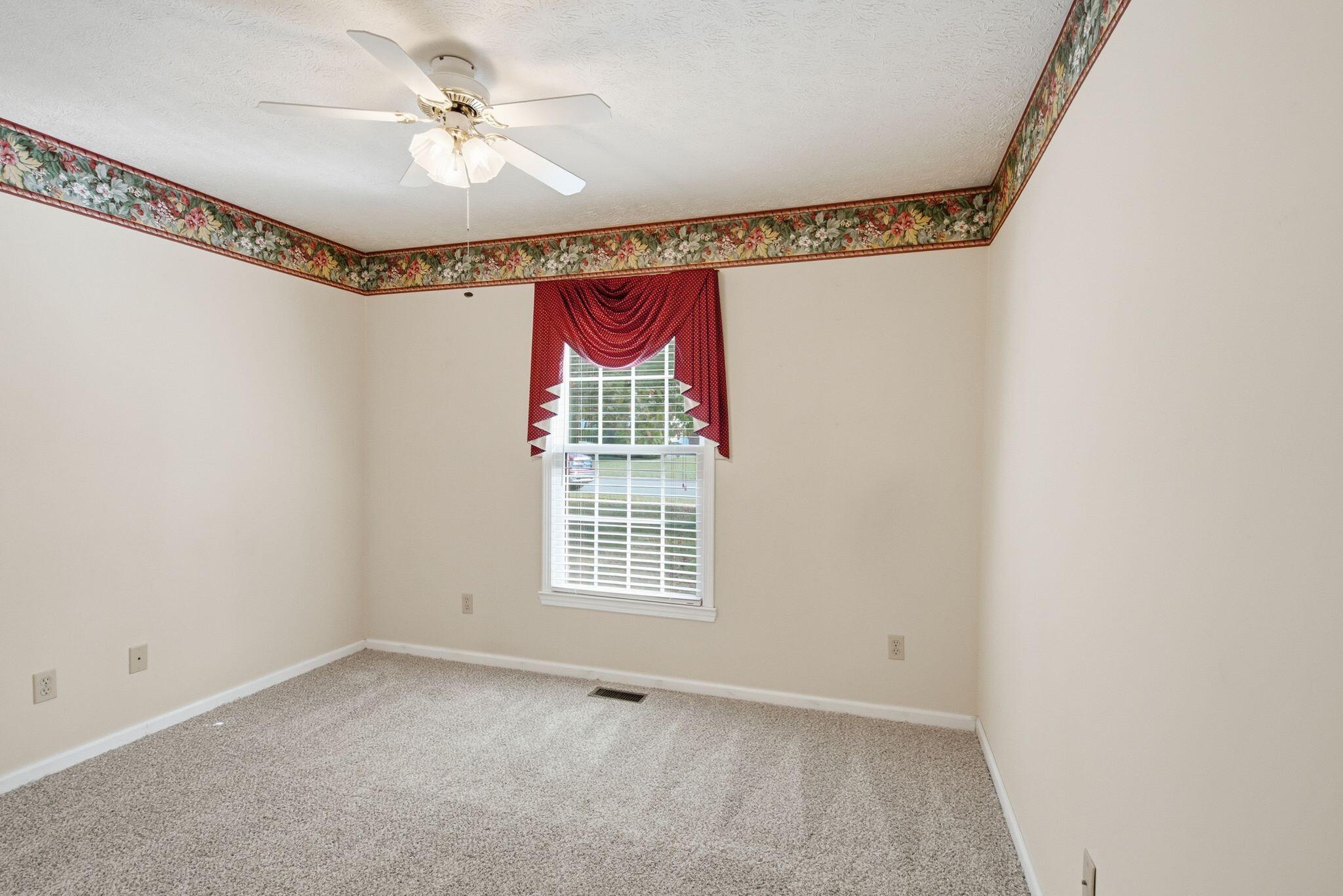 131 Sturbridge Drive Property Photo 20