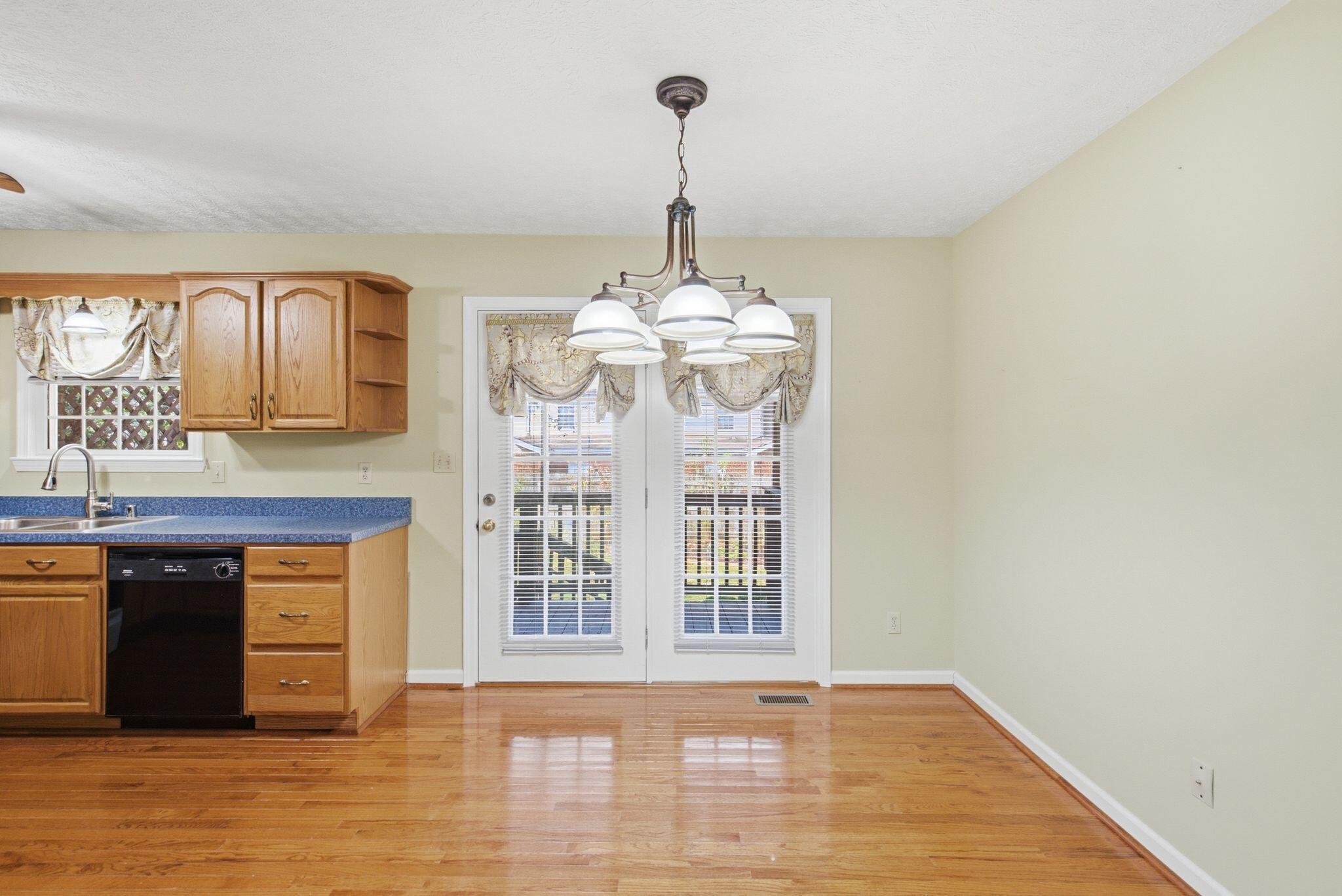 131 Sturbridge Drive Property Photo 22