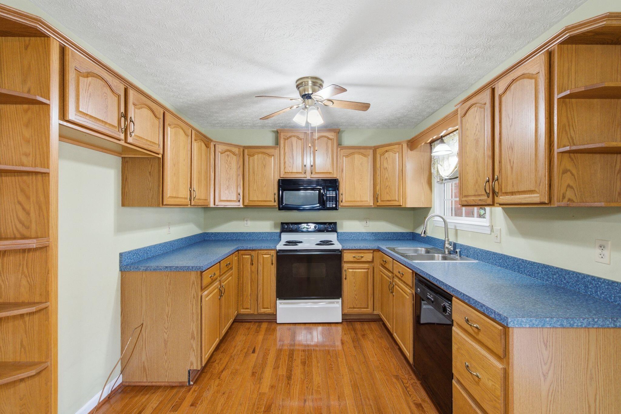 131 Sturbridge Drive Property Photo 26