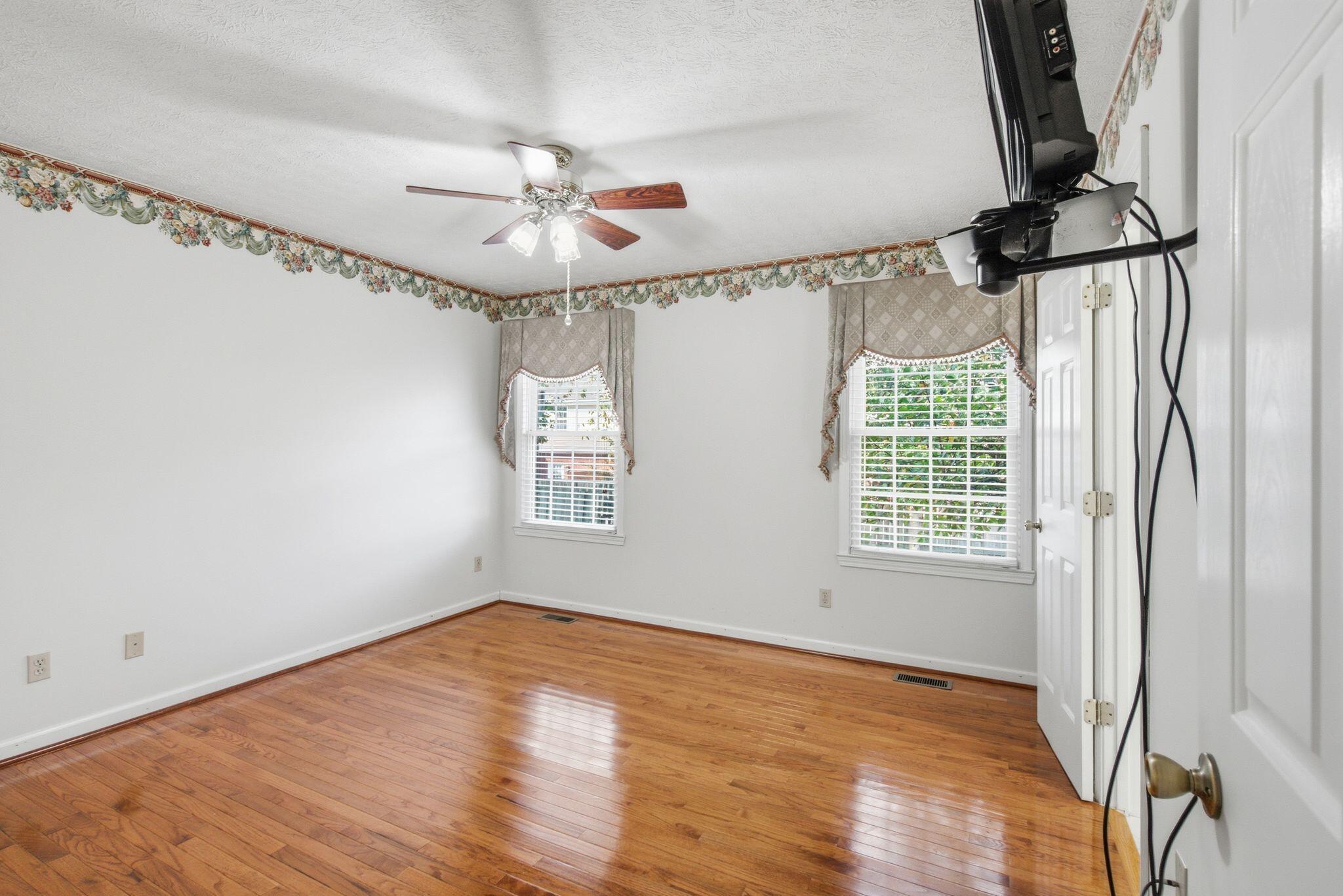 131 Sturbridge Drive Property Photo 31