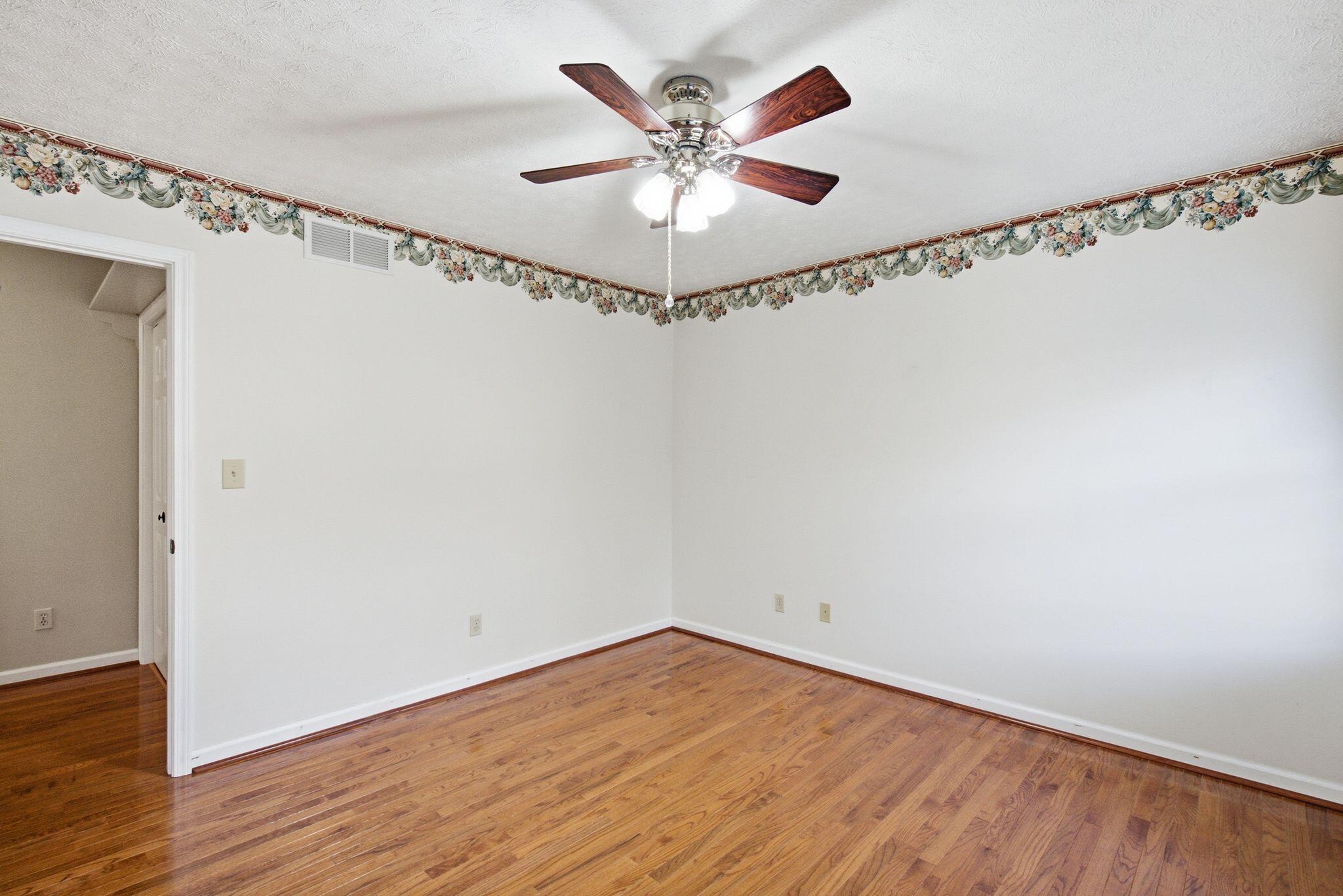 131 Sturbridge Drive Property Photo 33