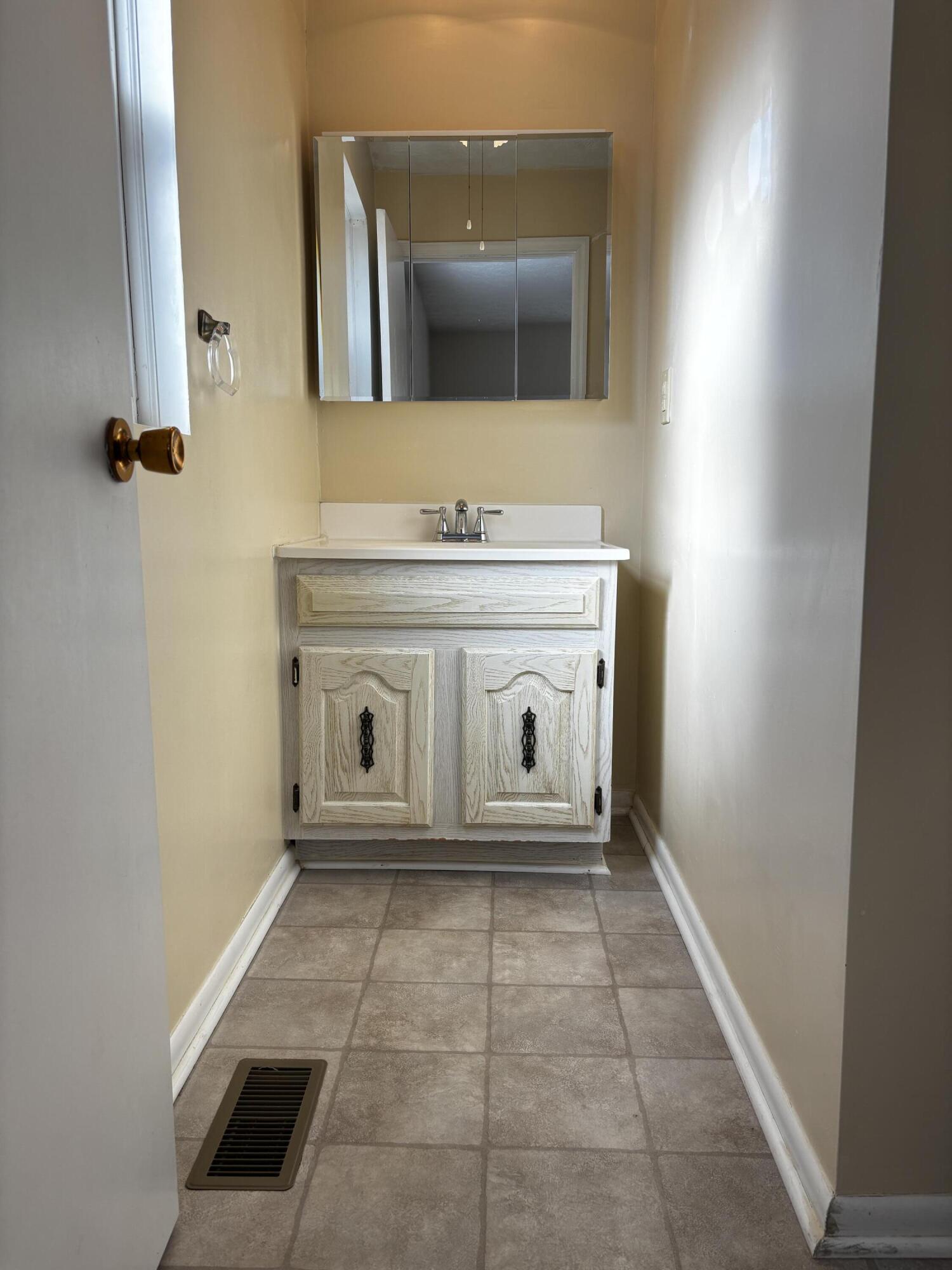 636 Alfa Drive Property Photo 13