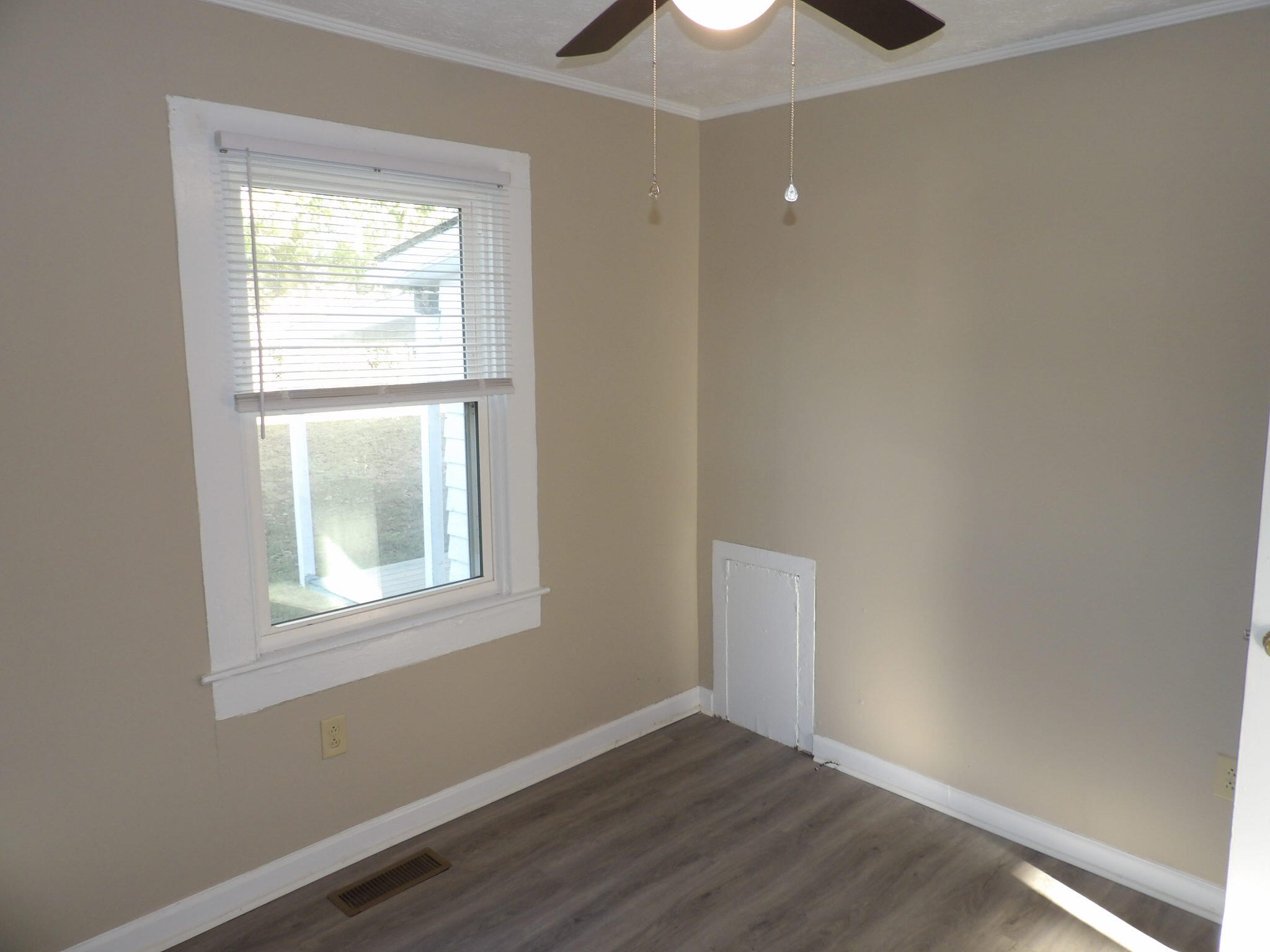 111 Allnutt Drive Property Photo 24