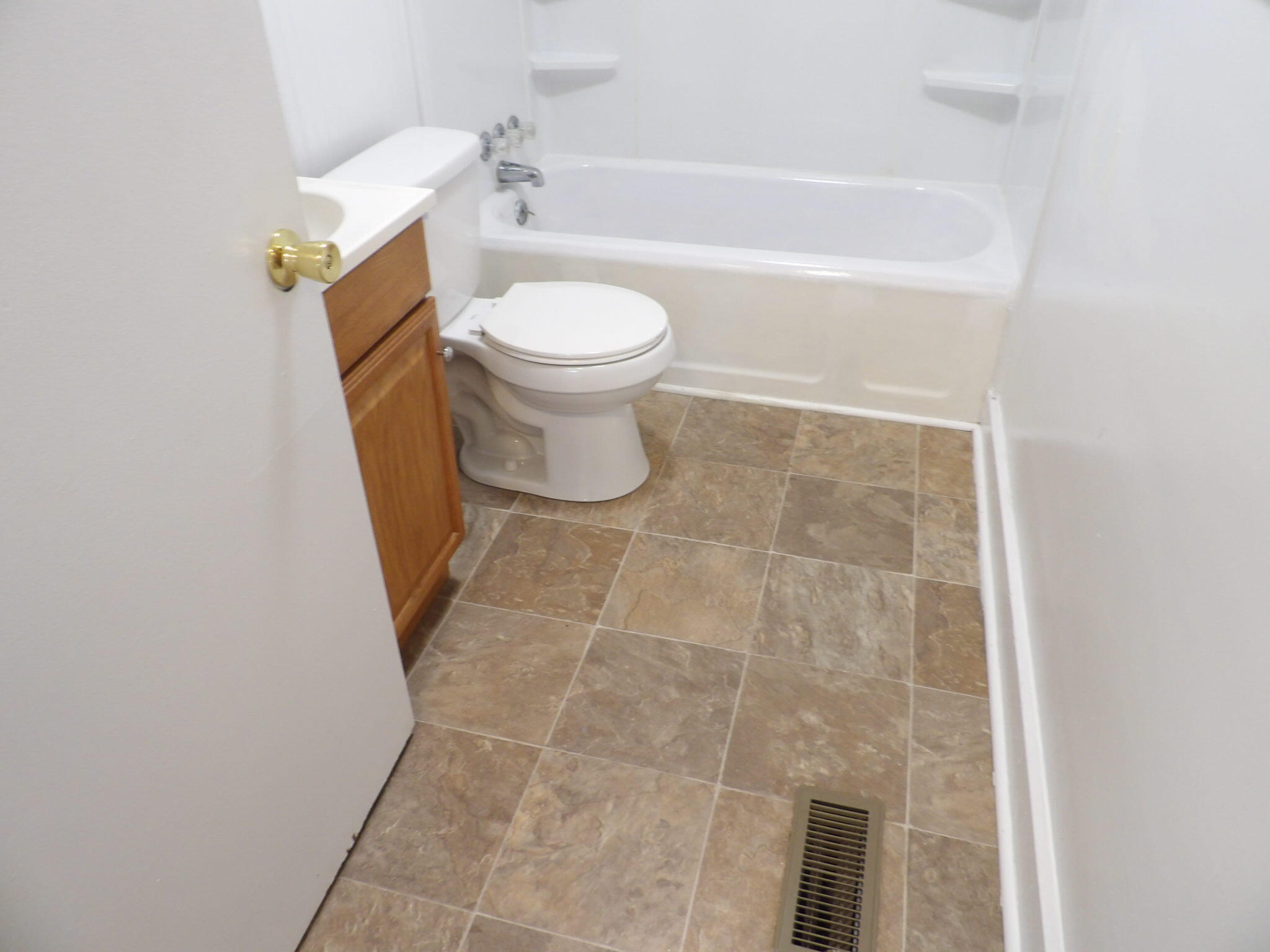 111 Allnutt Drive Property Photo 26