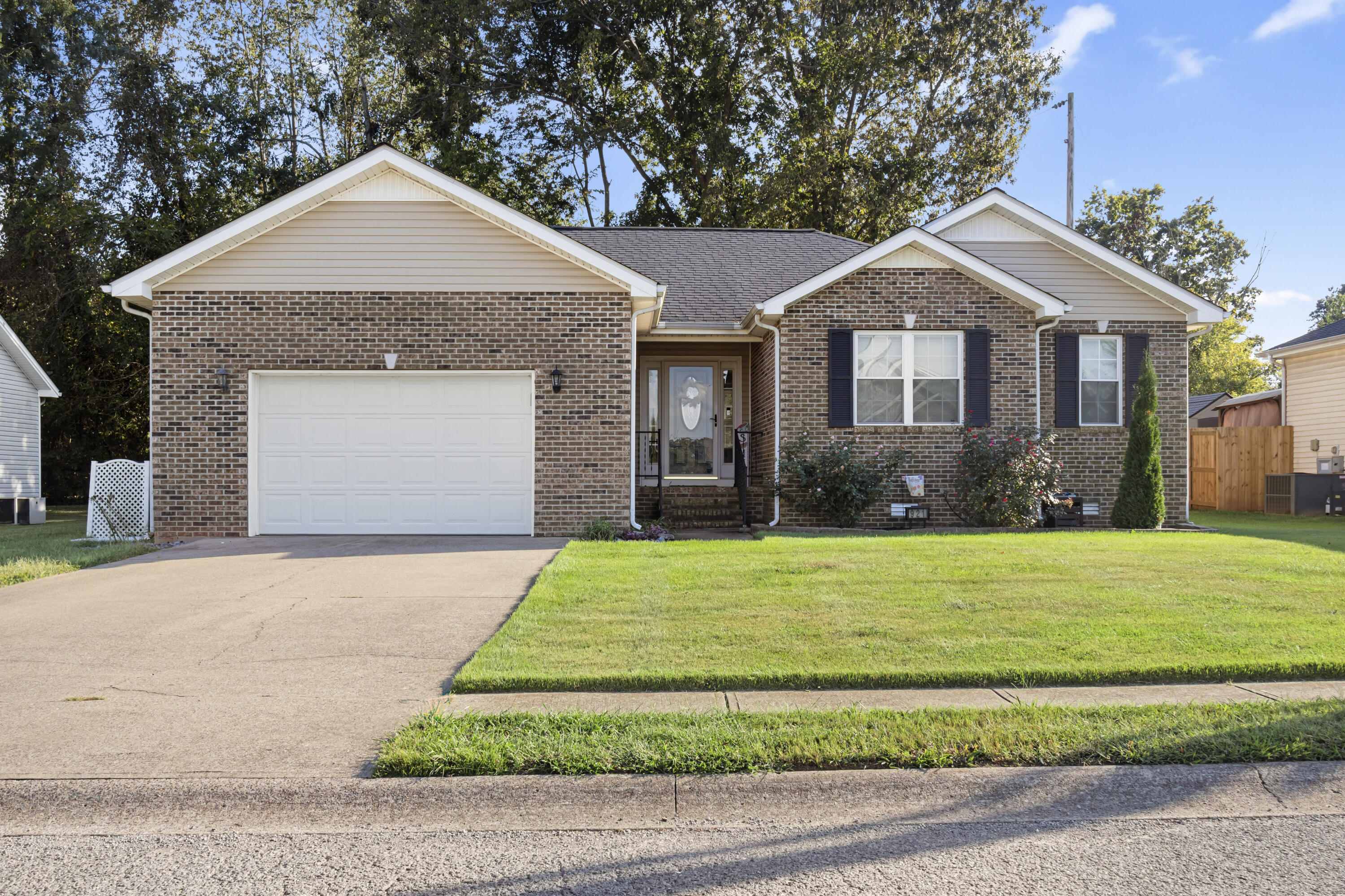 921 Wing Tip Circle Property Photo 2