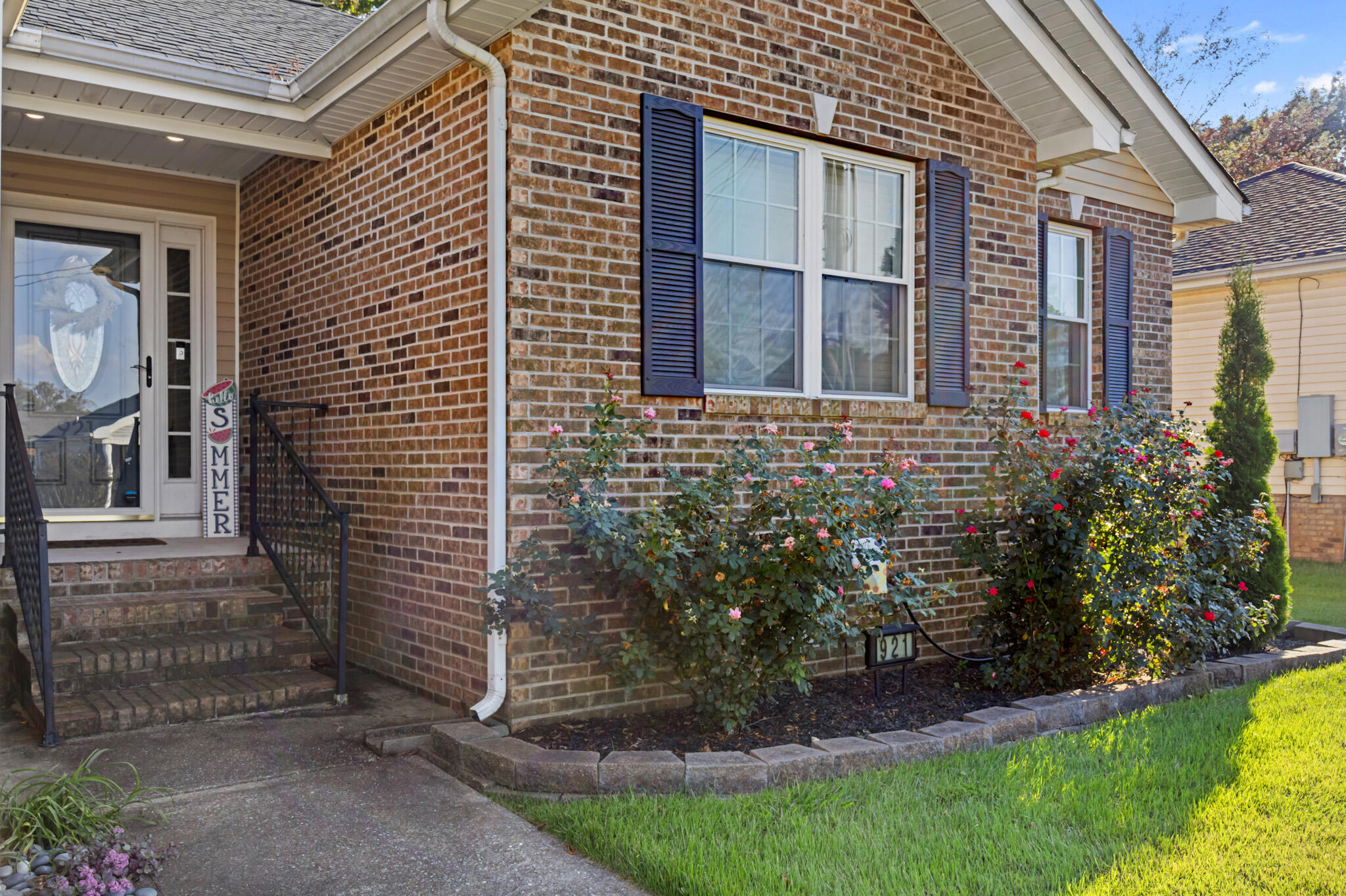 921 Wing Tip Circle Property Photo 6