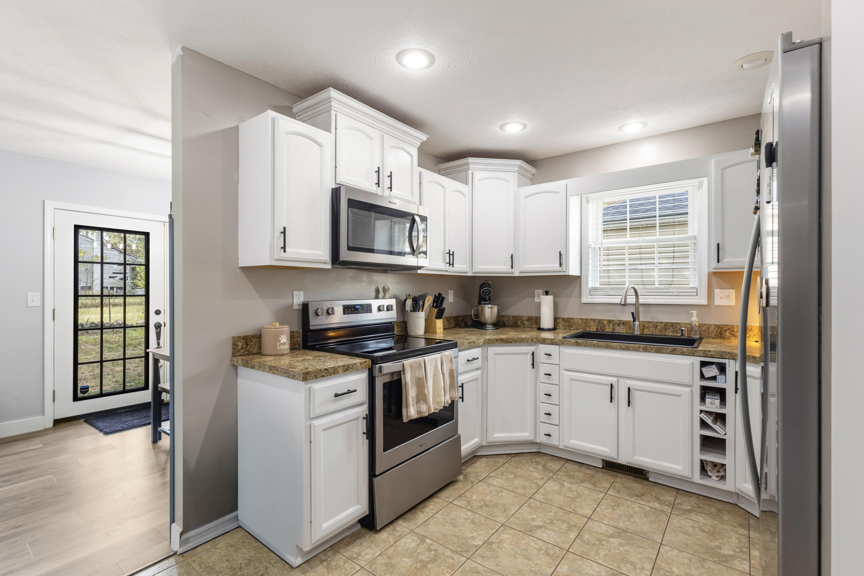 921 Wing Tip Circle Property Photo 12
