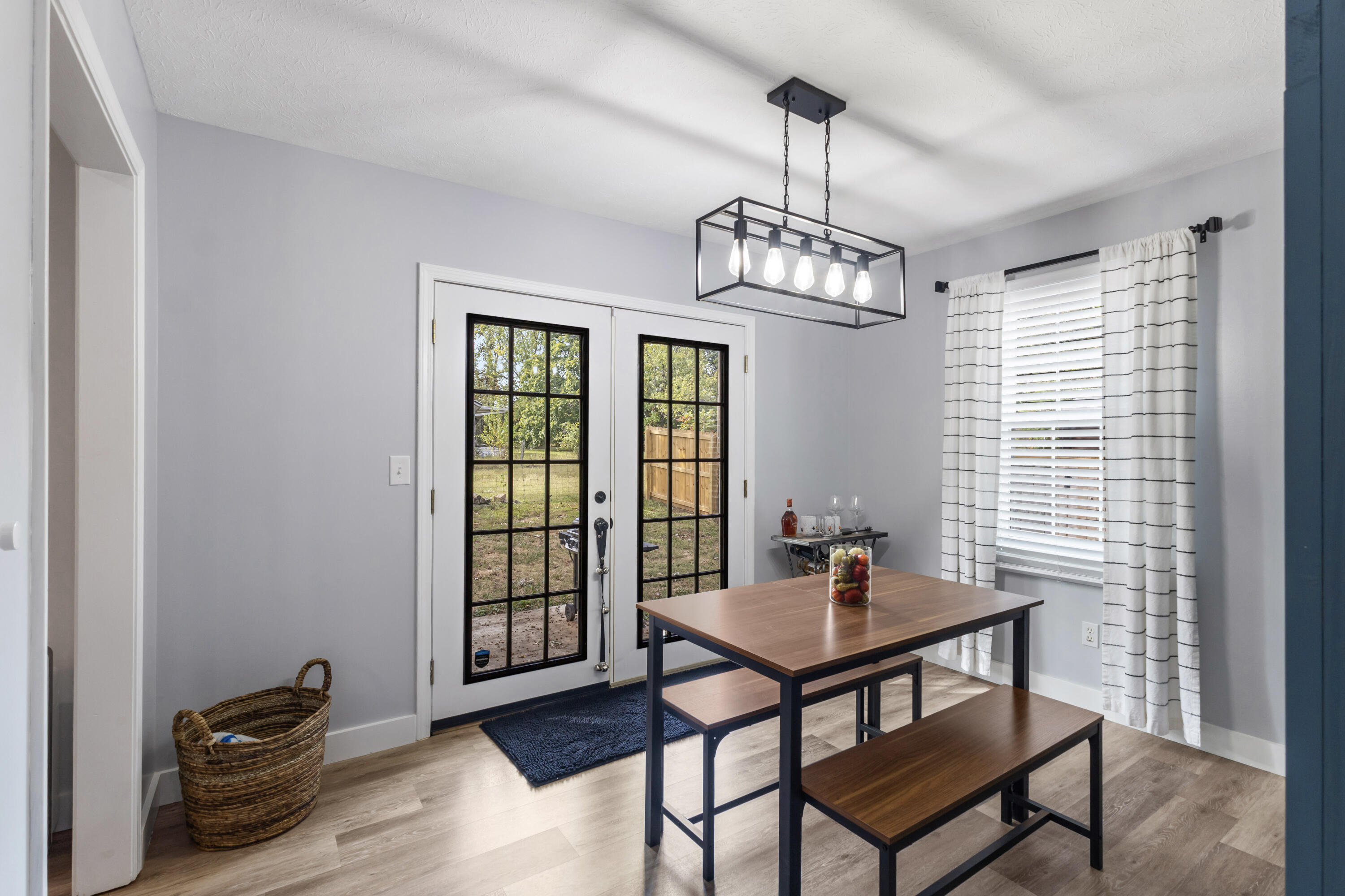 921 Wing Tip Circle Property Photo 18