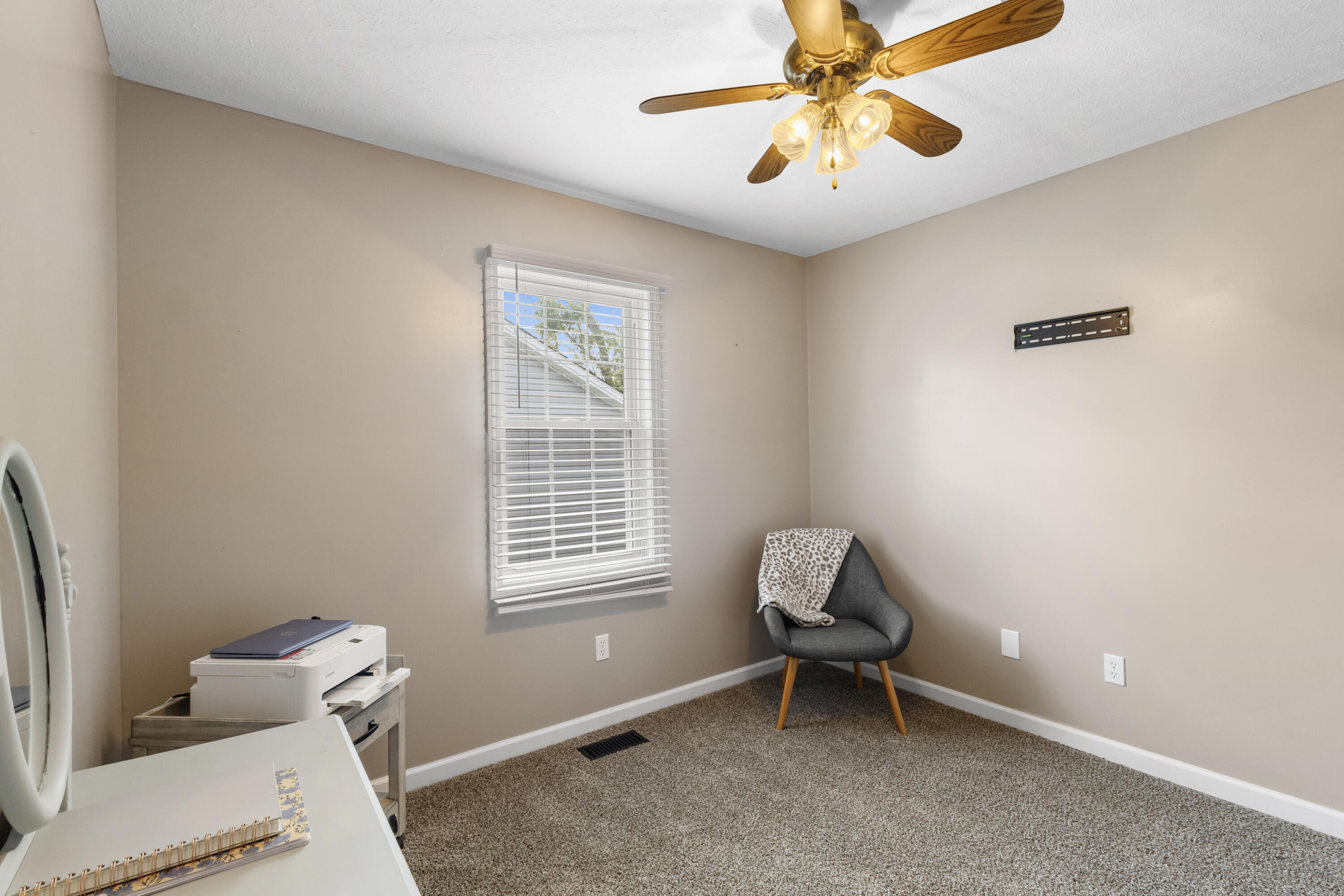 921 Wing Tip Circle Property Photo 34