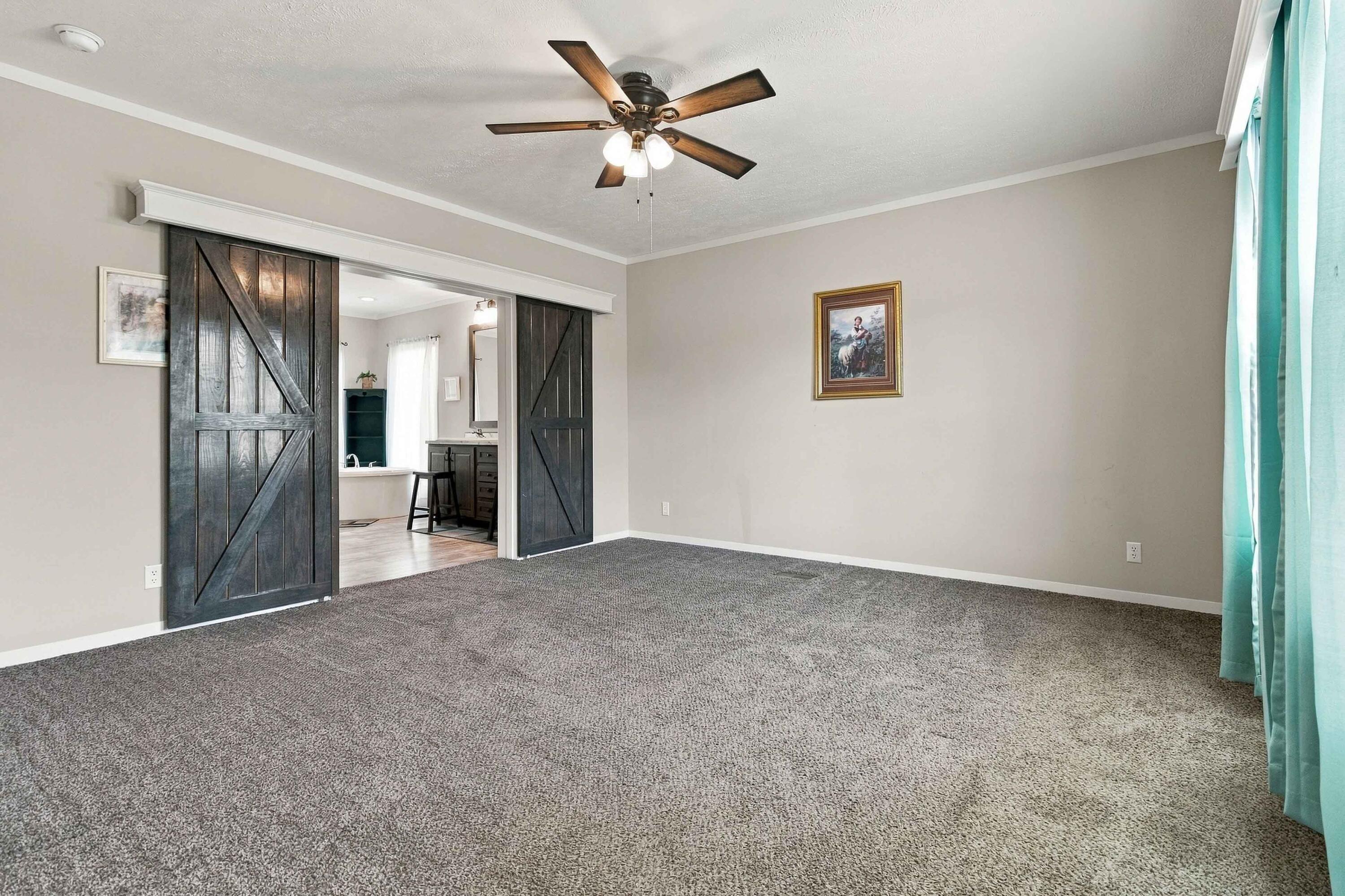 401 Meadows Grove Road Property Photo 26