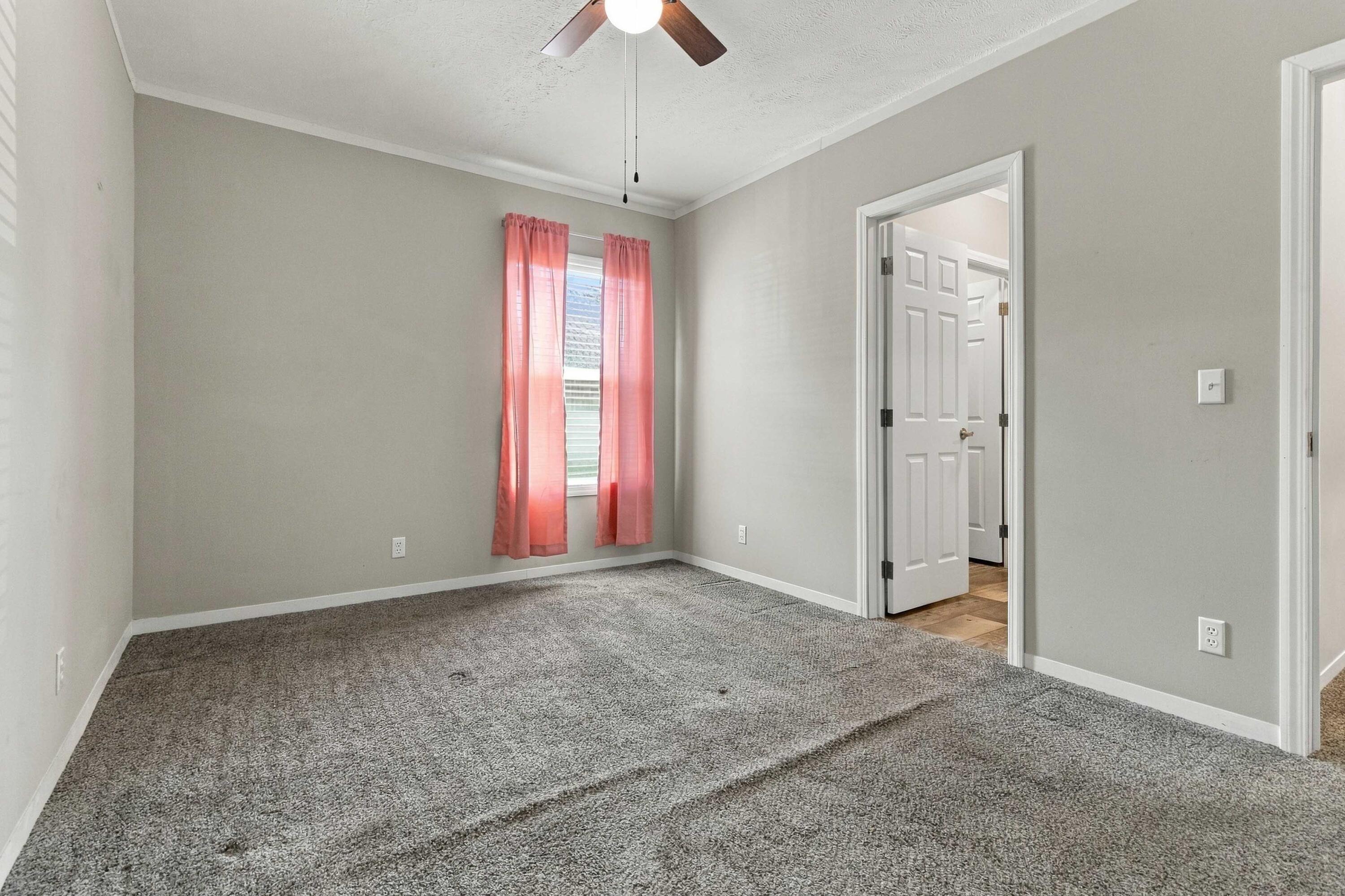 401 Meadows Grove Road Property Photo 35