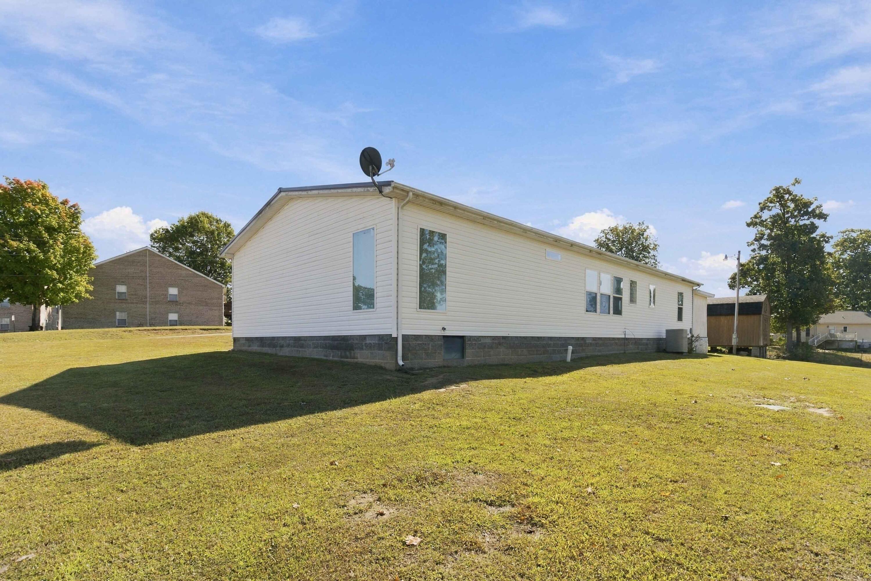 401 Meadows Grove Road Property Photo 45