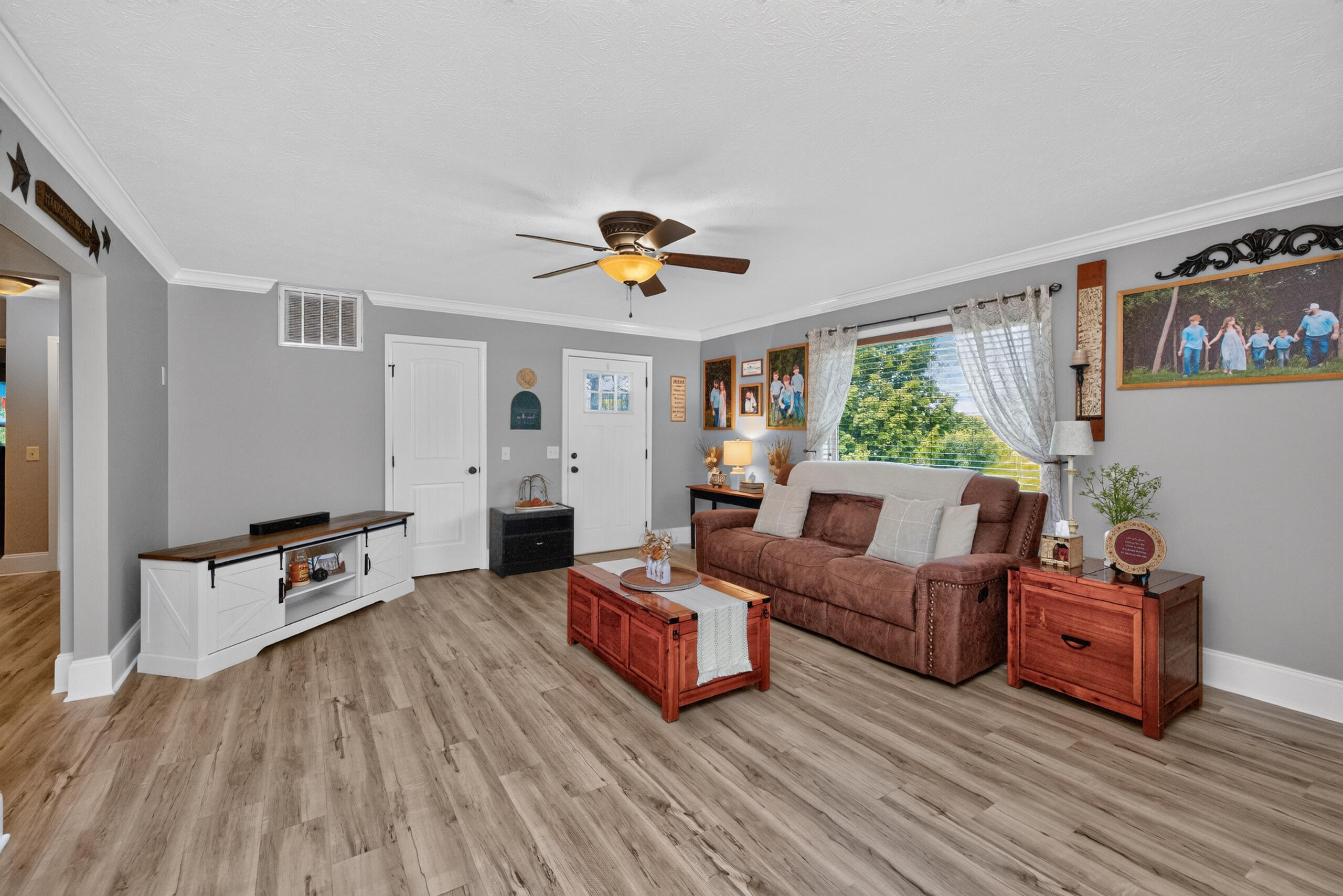 2983 Perryville Road Property Photo 3