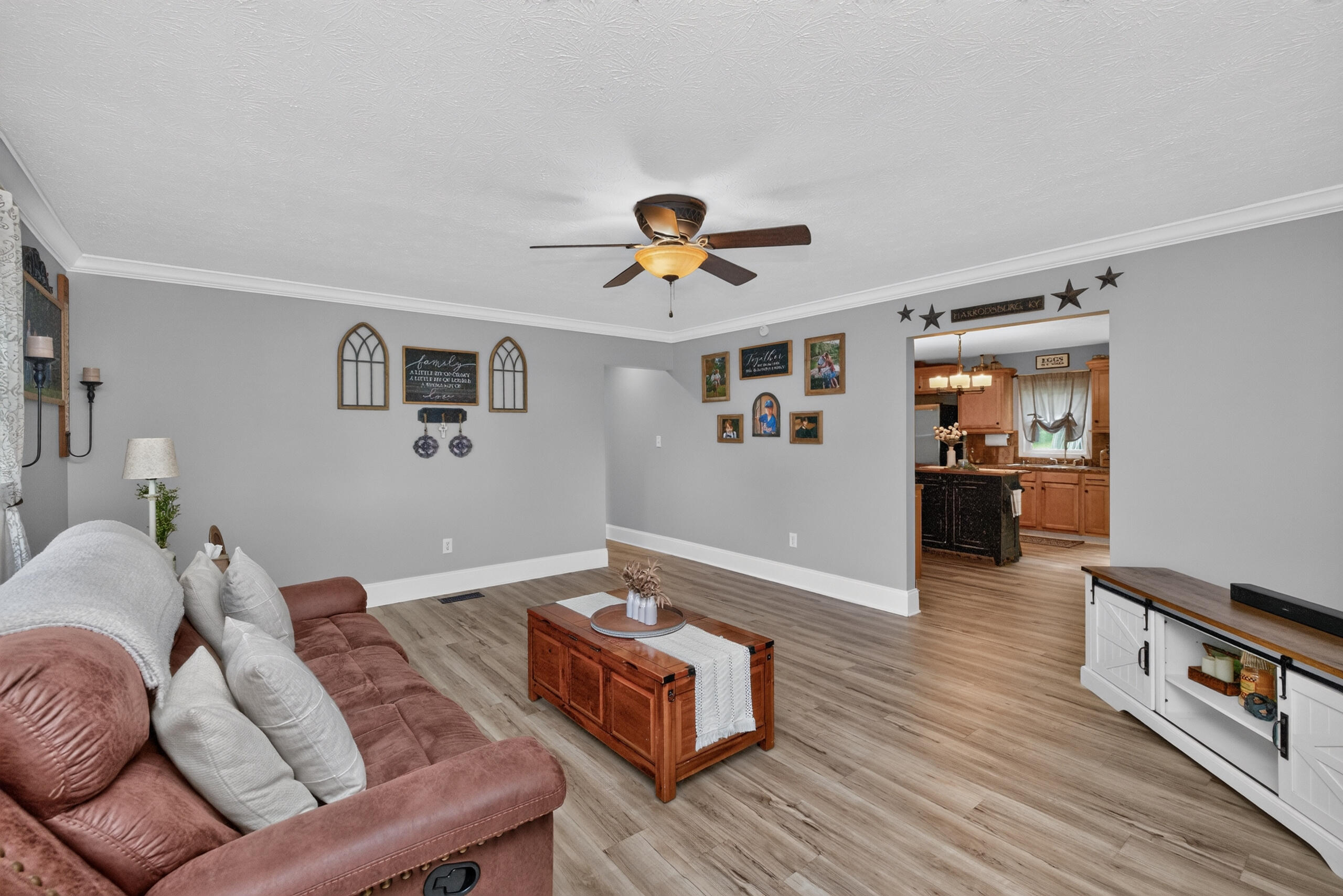2983 Perryville Road Property Photo 4
