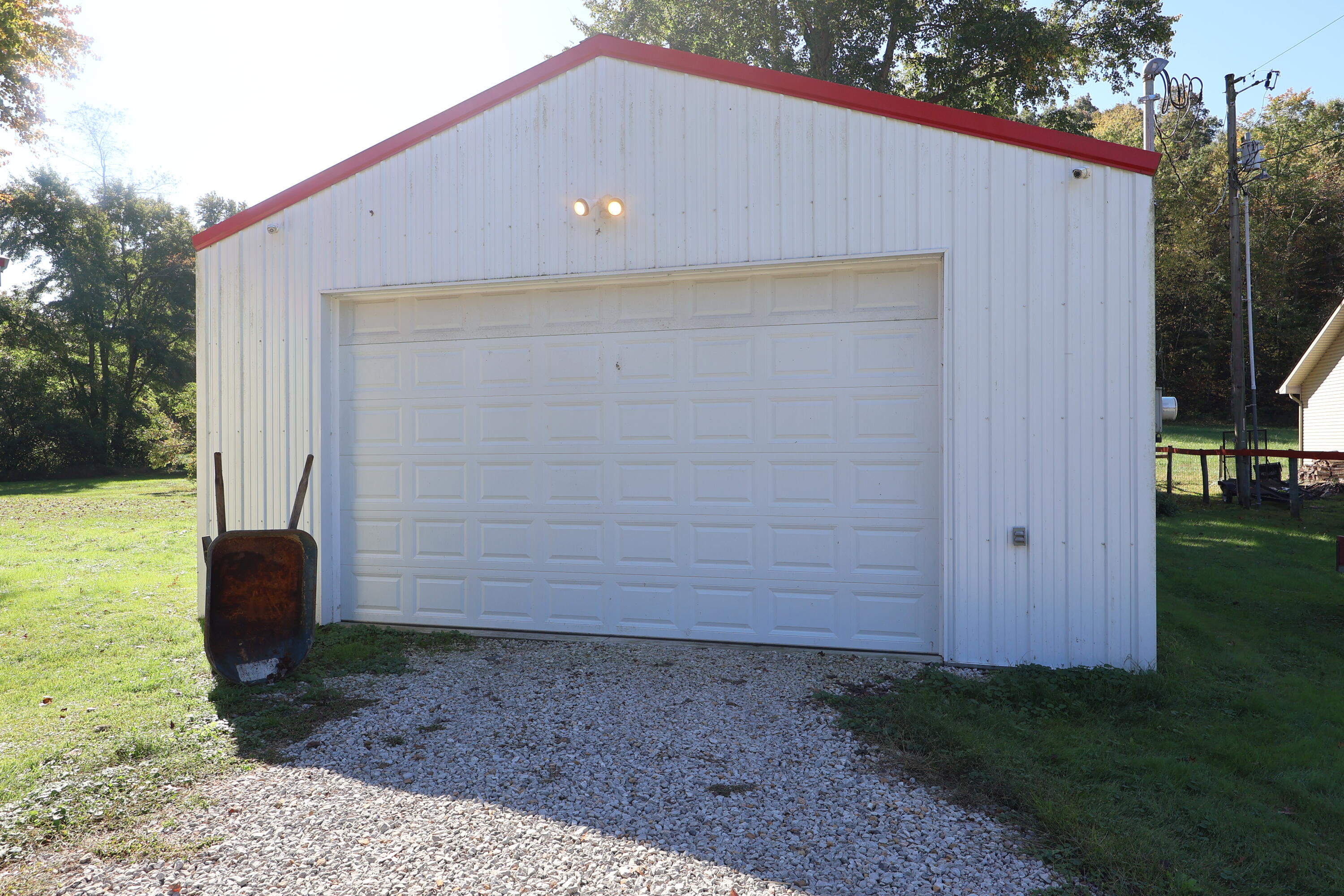 9466 Spencer Road Property Photo 6
