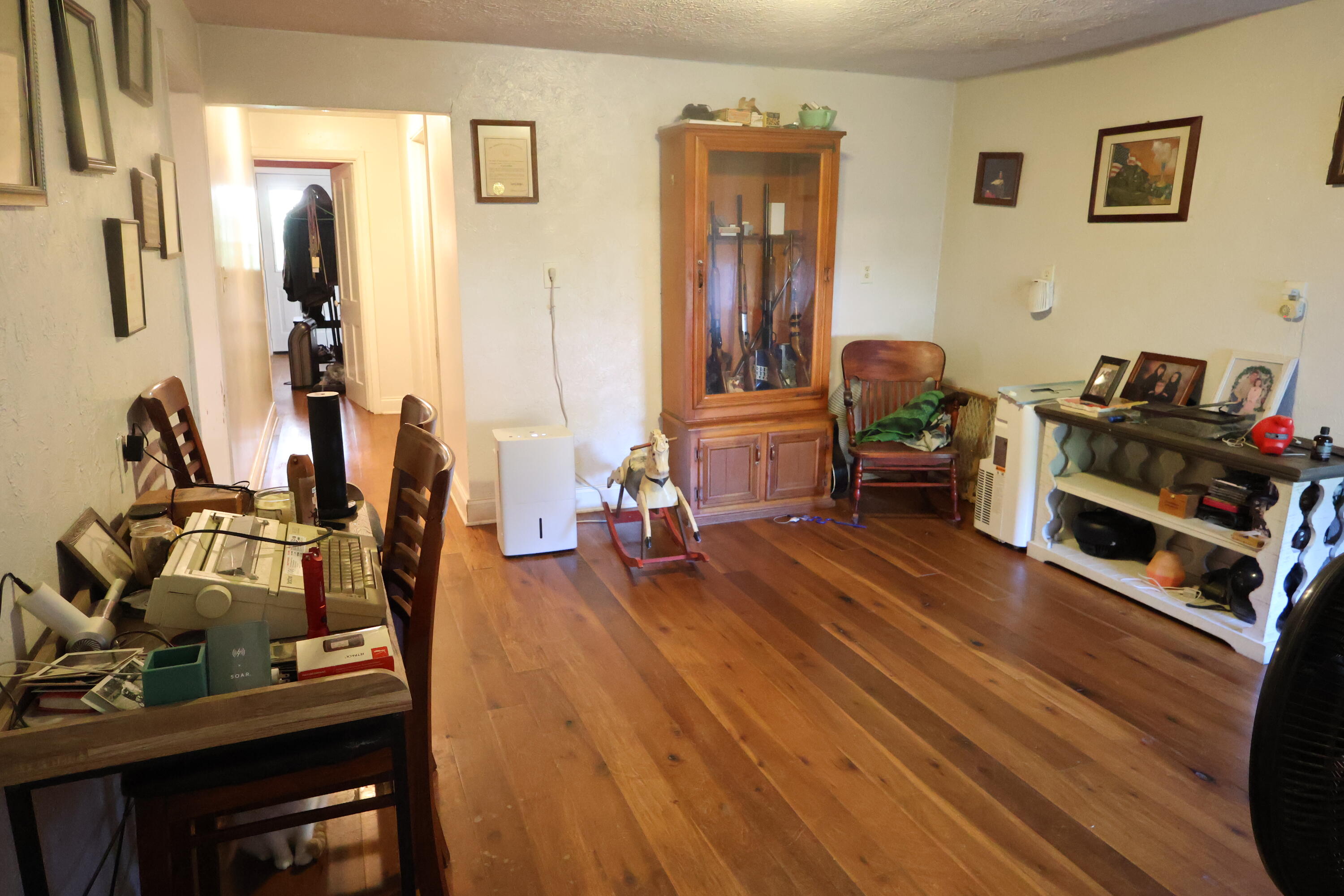 9466 Spencer Road Property Photo 10