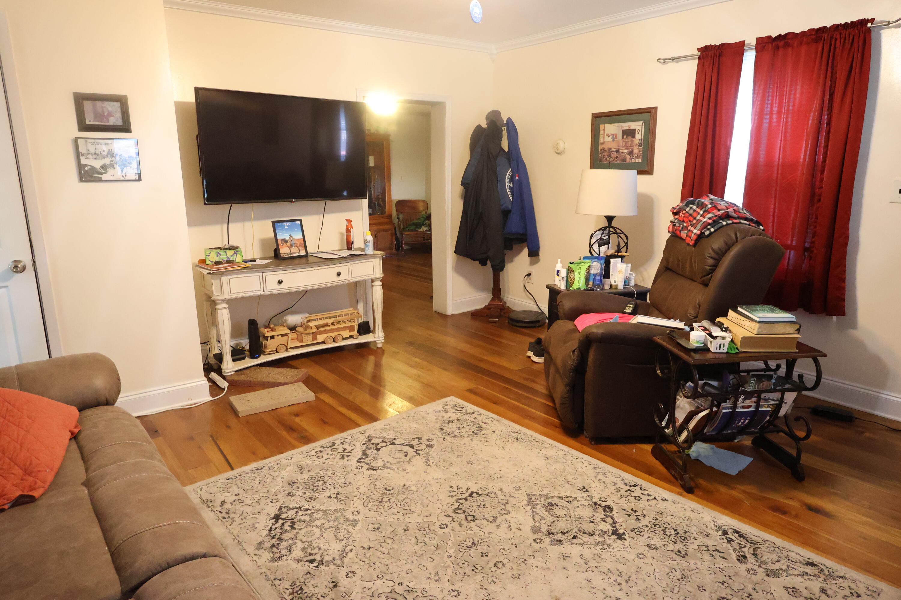 9466 Spencer Road Property Photo 11