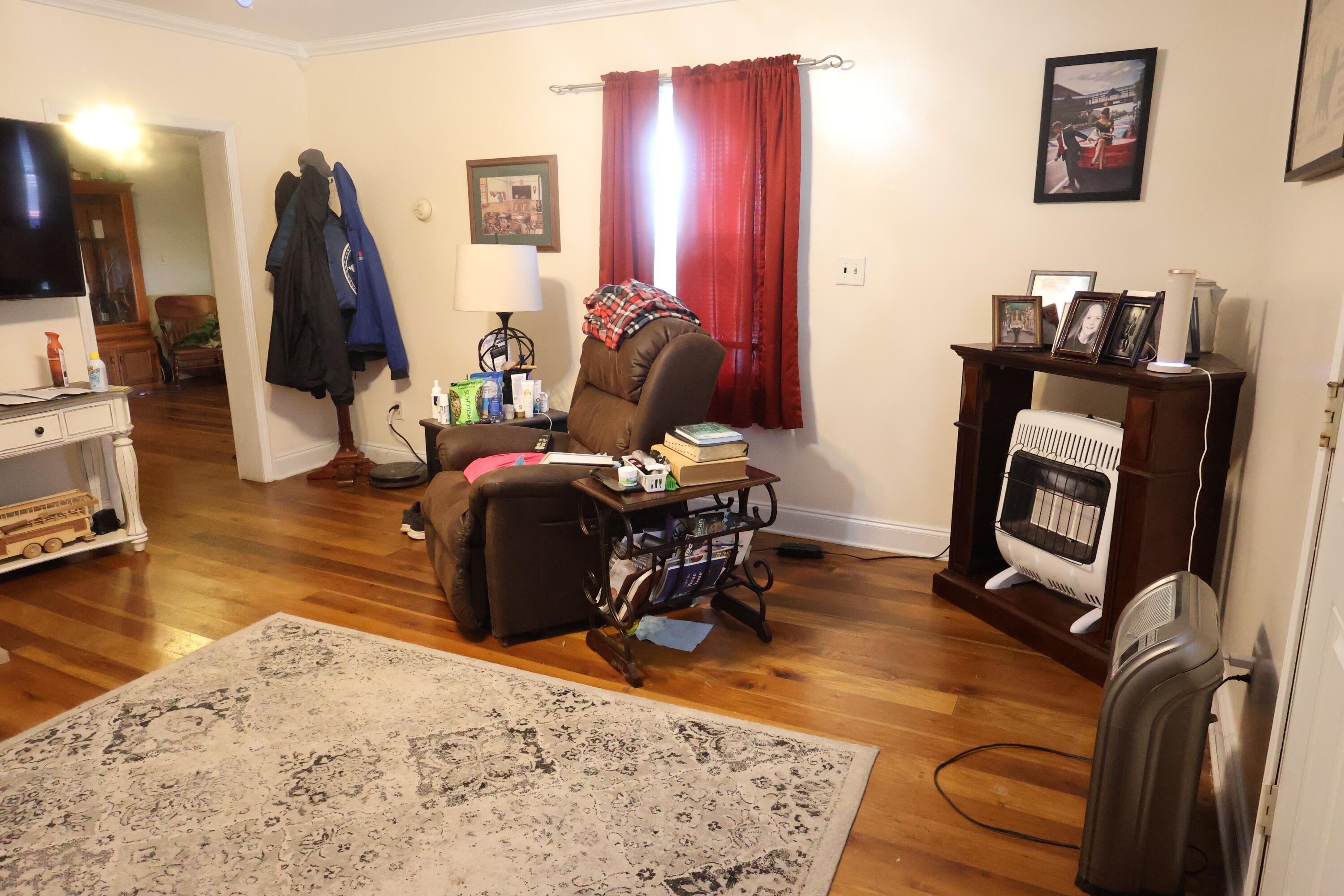 9466 Spencer Road Property Photo 12