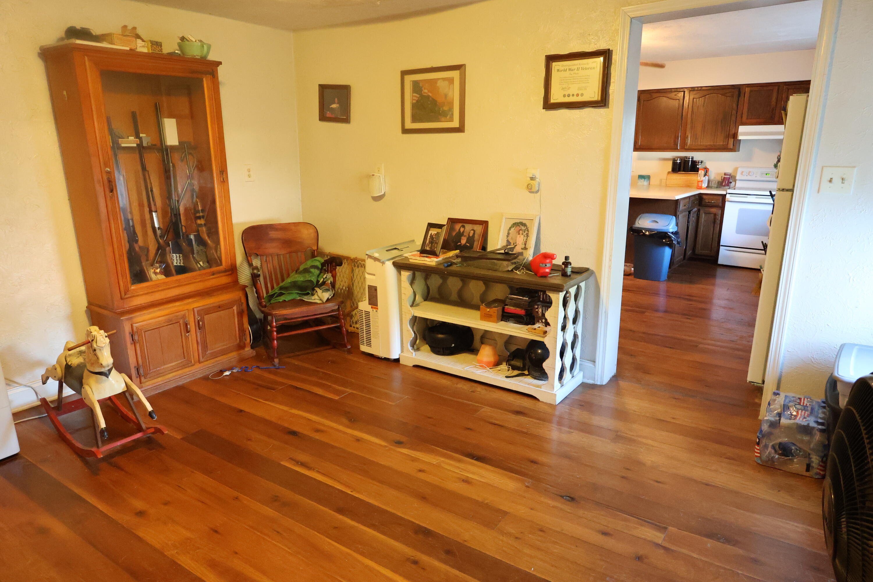 9466 Spencer Road Property Photo 14